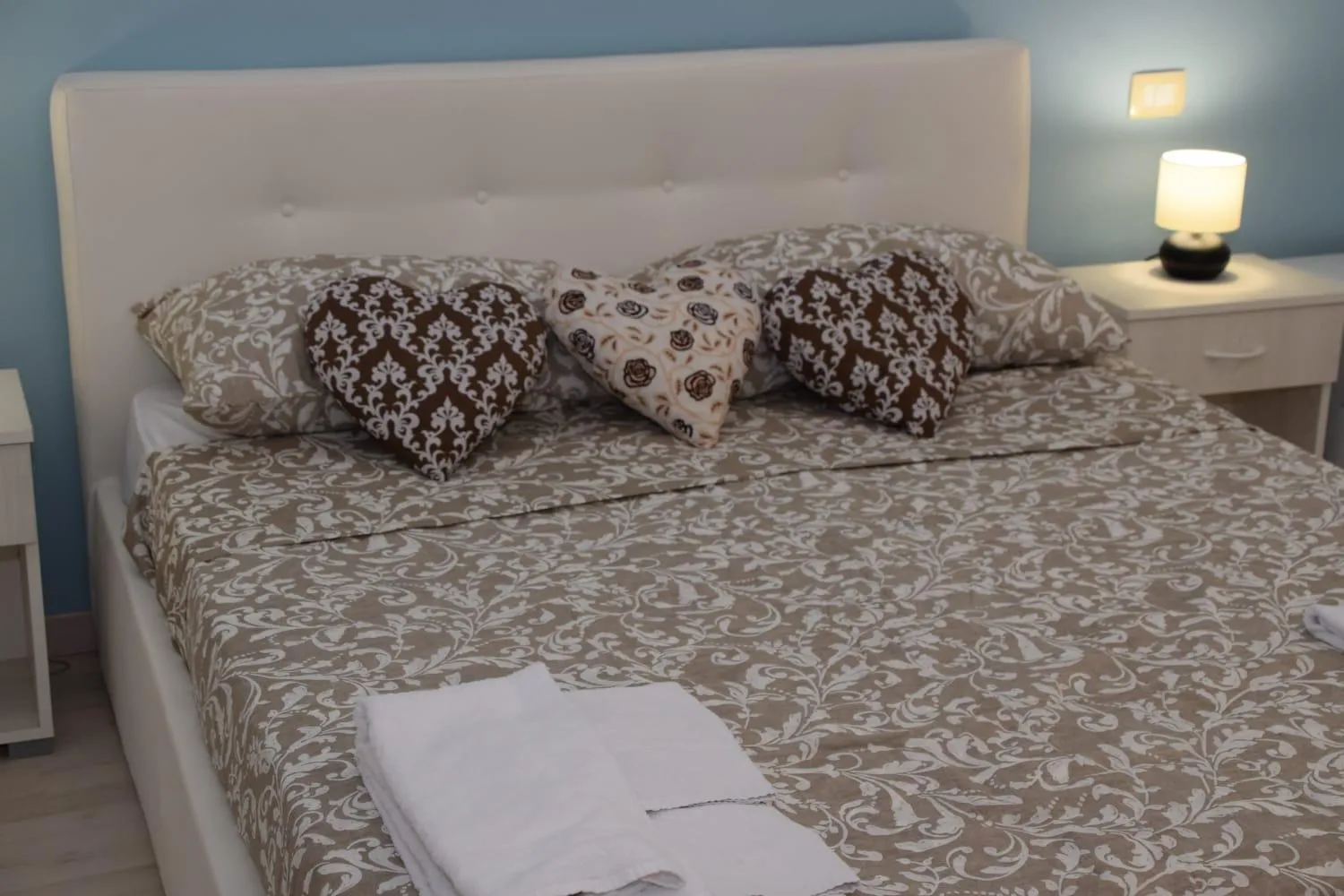 B&B SWEET SUITE DREAMS