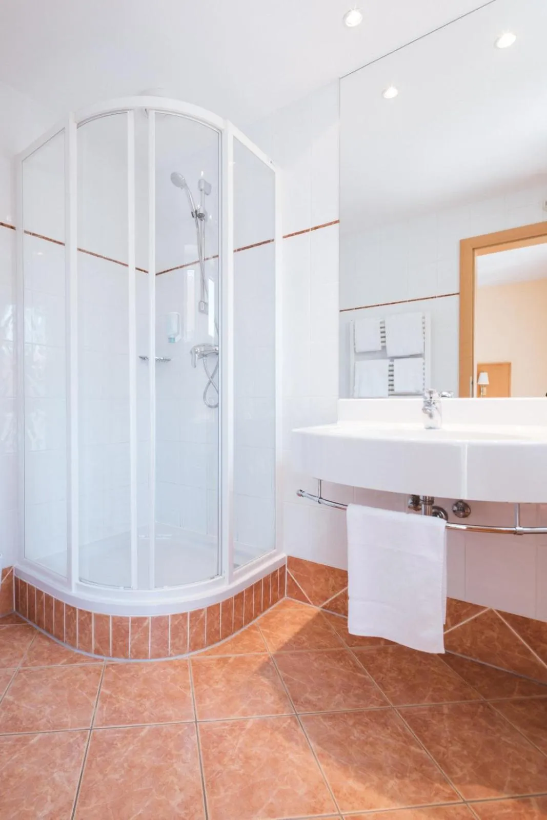Shower in Hotel am Marktplatz - Landgasthof Wratschko - Gamlitz