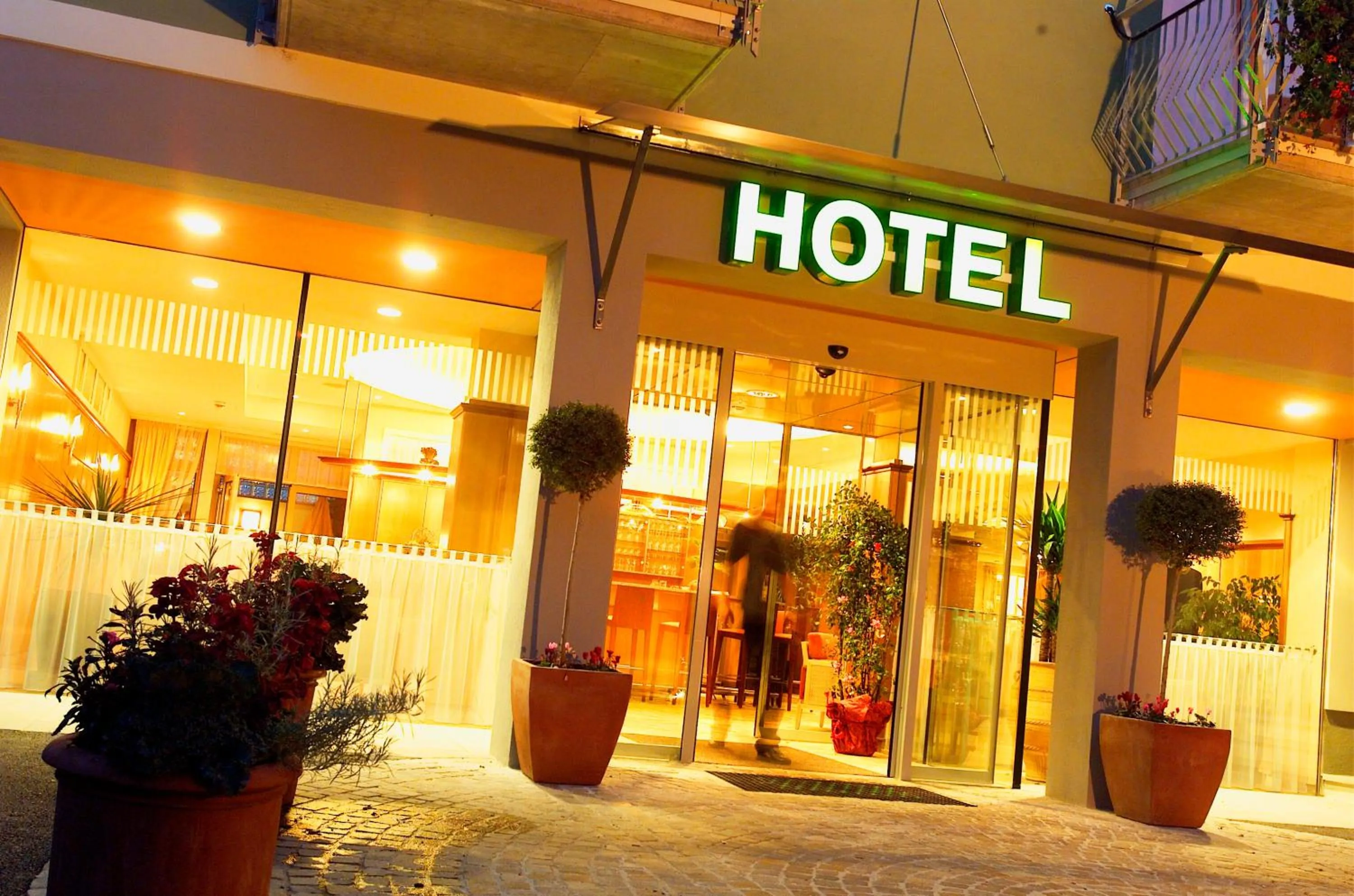 Facade/entrance in Hotel am Marktplatz - Landgasthof Wratschko - Gamlitz