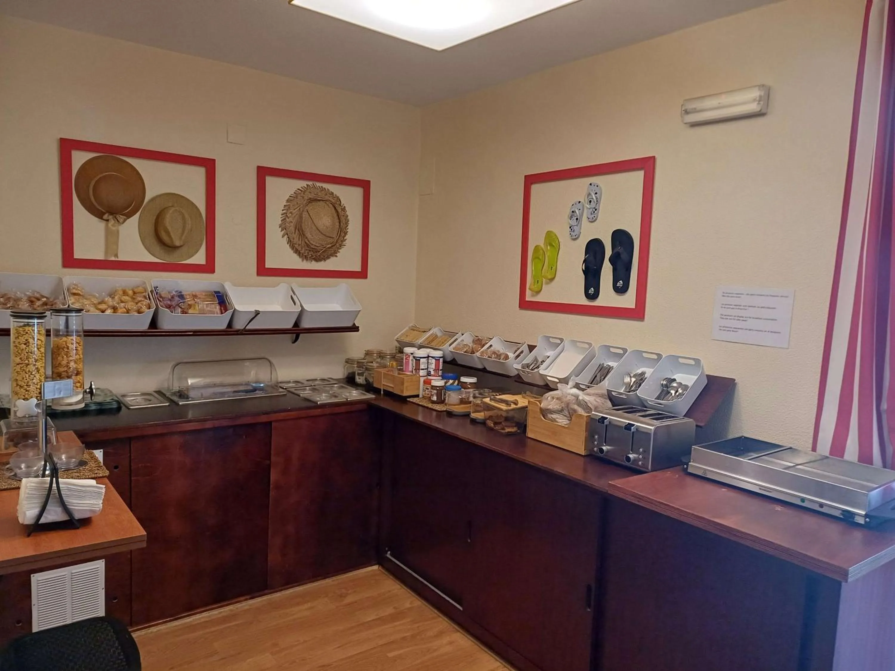 Breakfast in Hotel Verde Pinho Bed&Breakfast