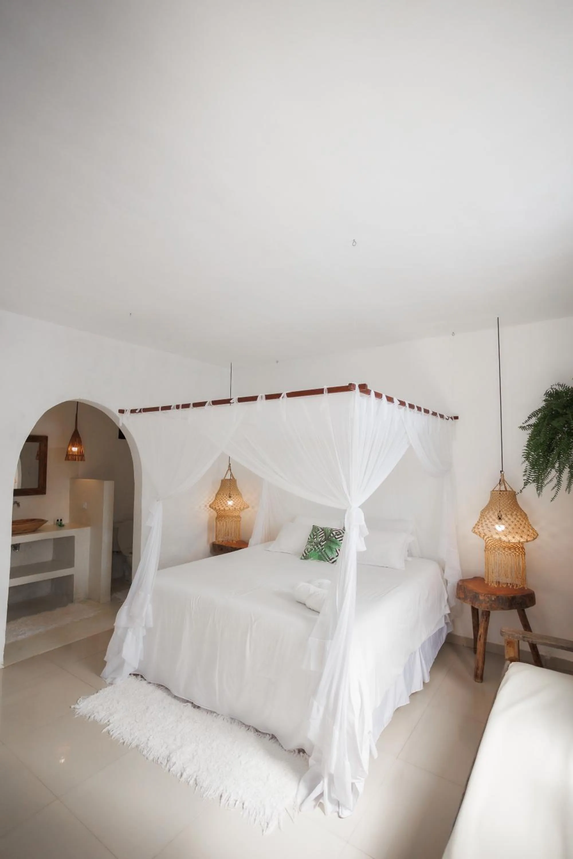 Shower, Bed in Pousada Bem Te Vi Trancoso