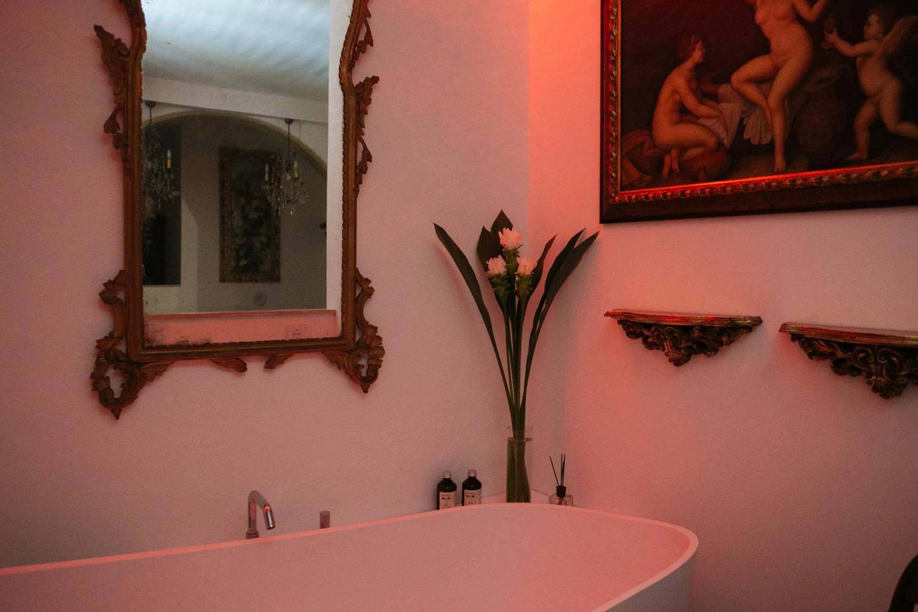 Bathroom in Domus Socolatae Residenza d'Epoca Charming B&B - Adults Only