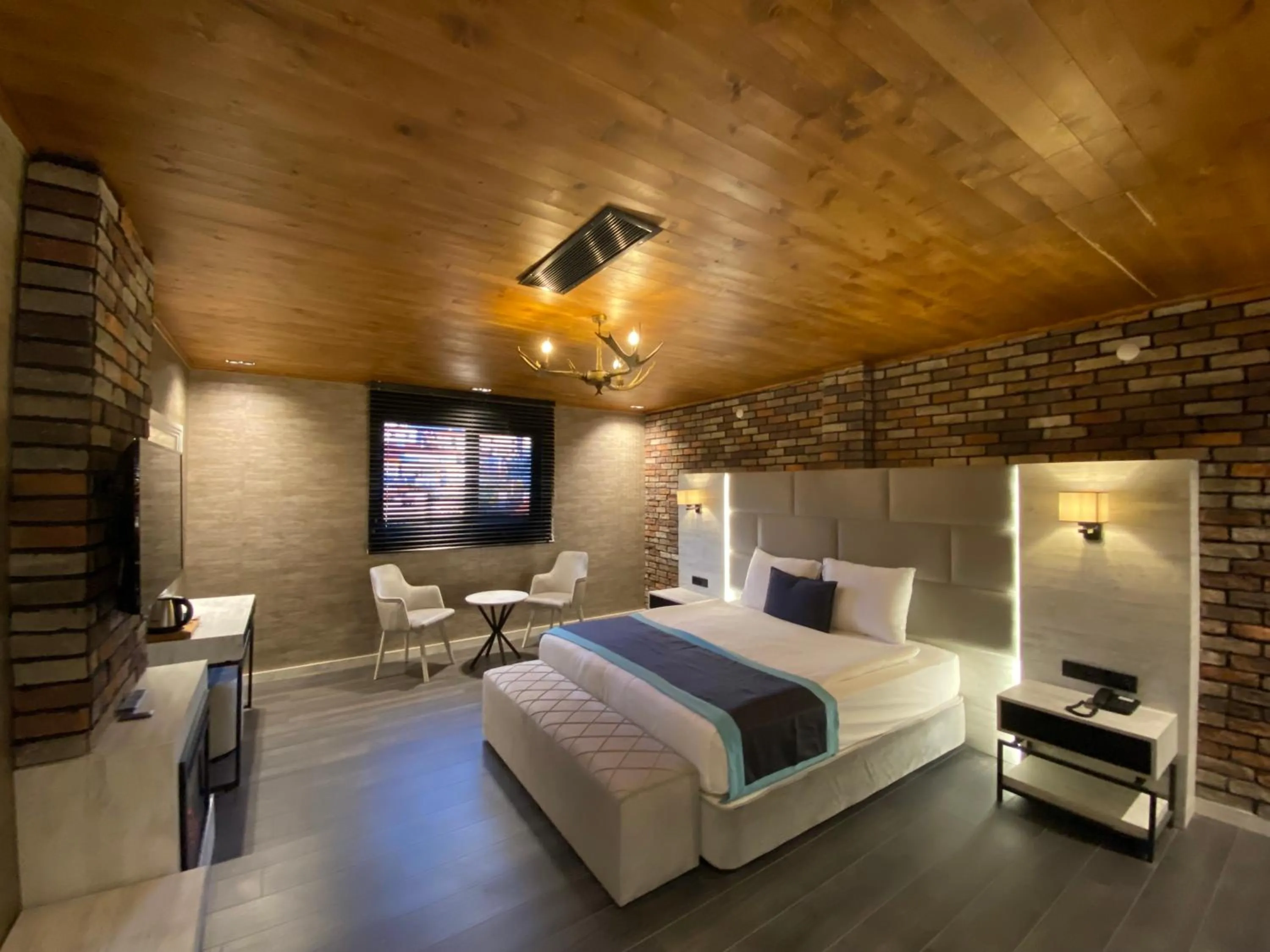 Photo of the whole room in Elifim Resort Hotel