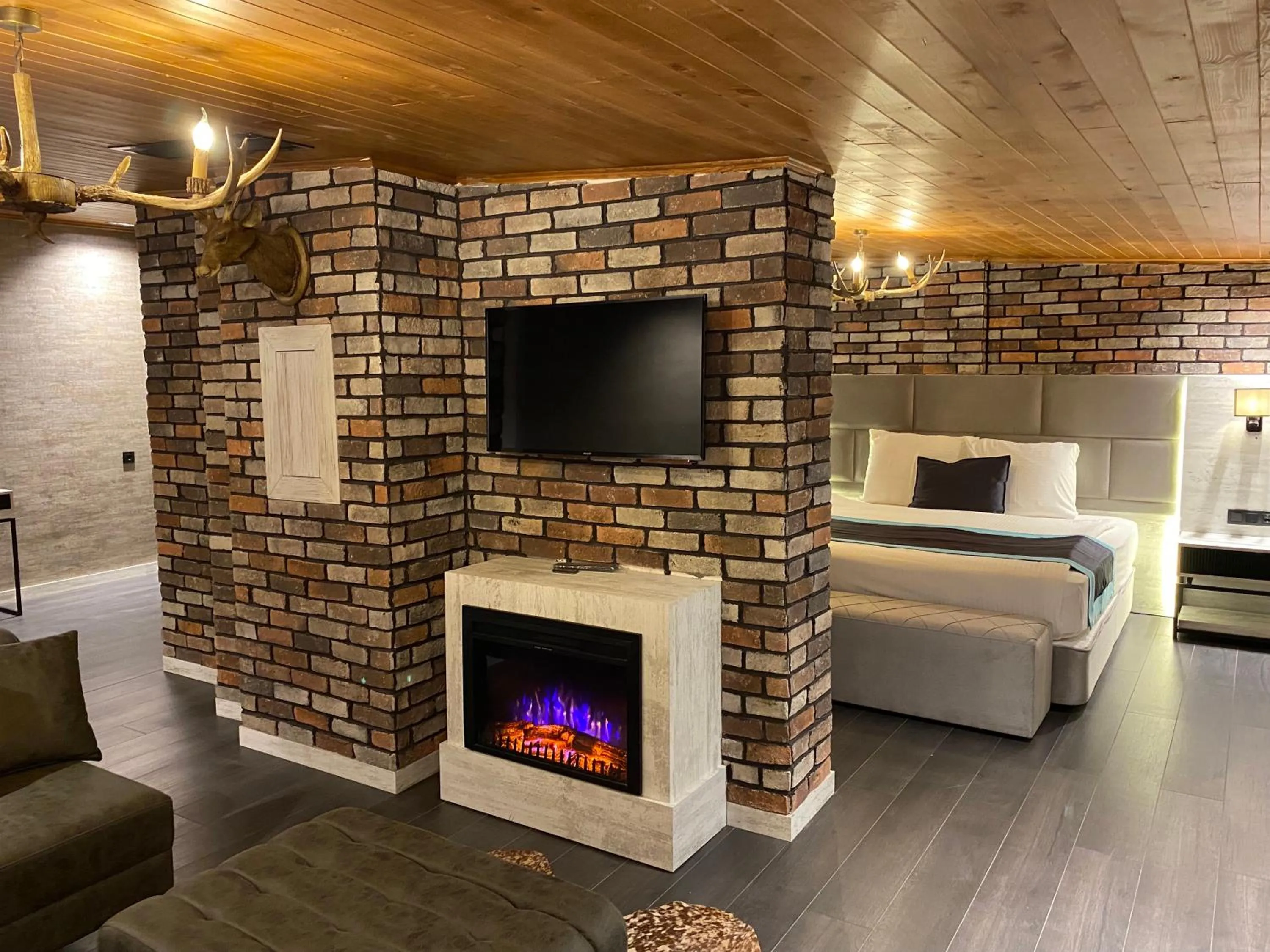 flat iron in Elifim Resort Hotel