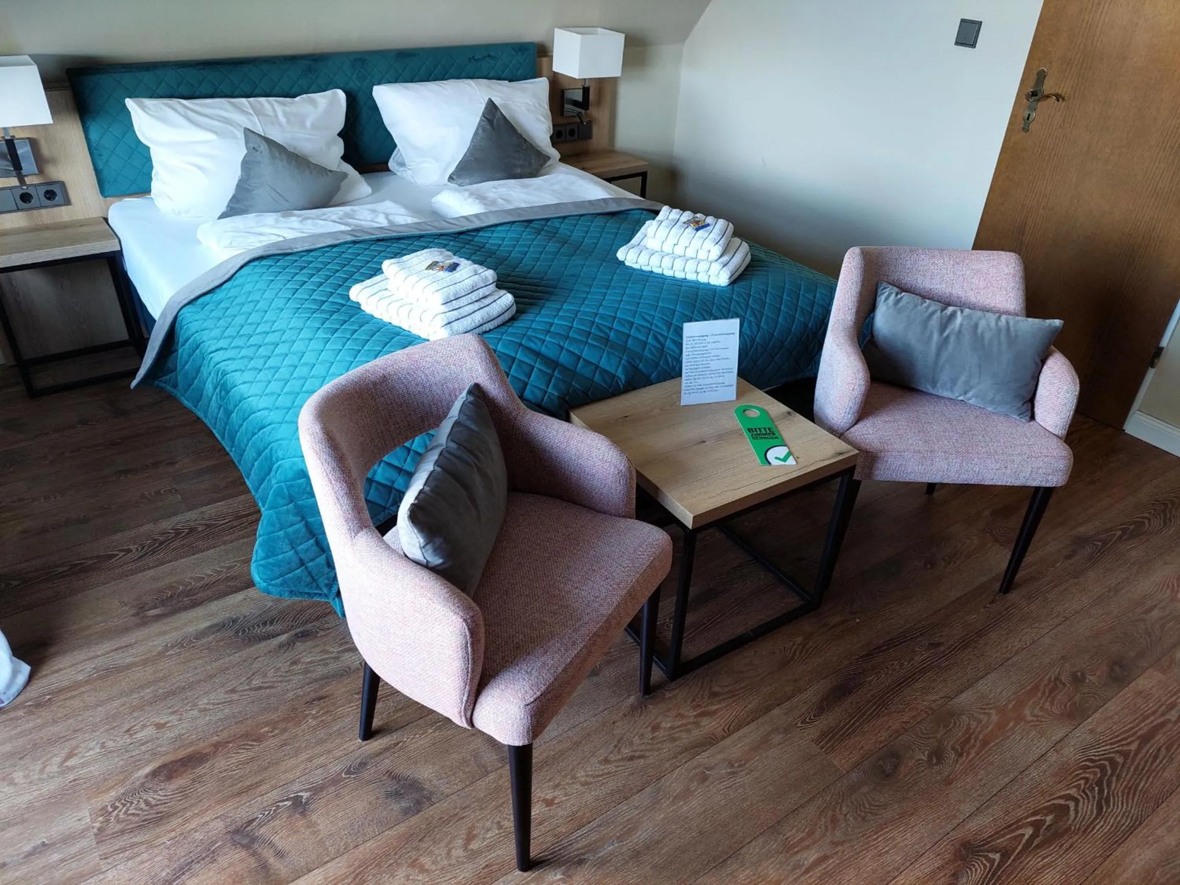 Bed in Hotel Zur Fischerklause