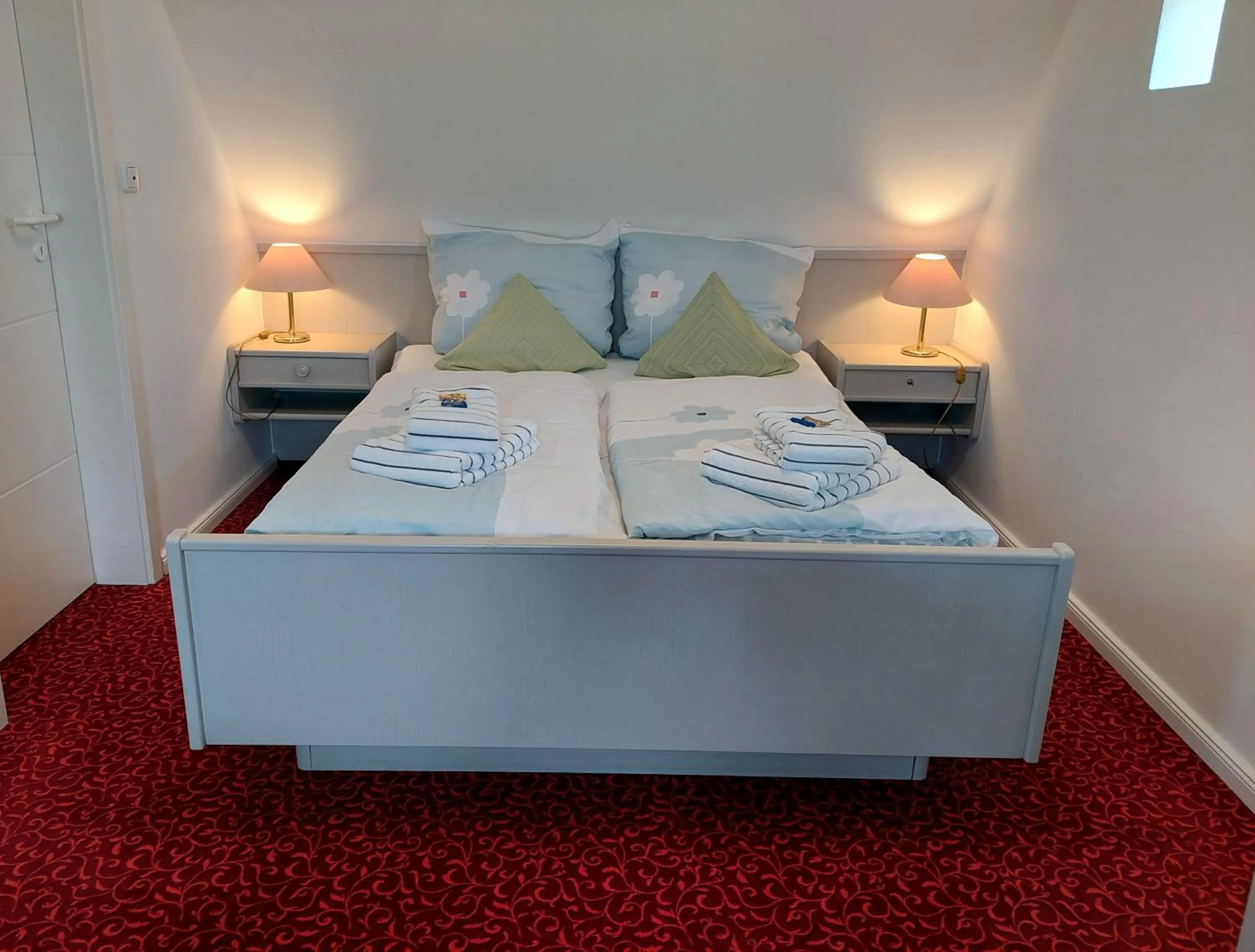 Bed in Hotel Zur Fischerklause