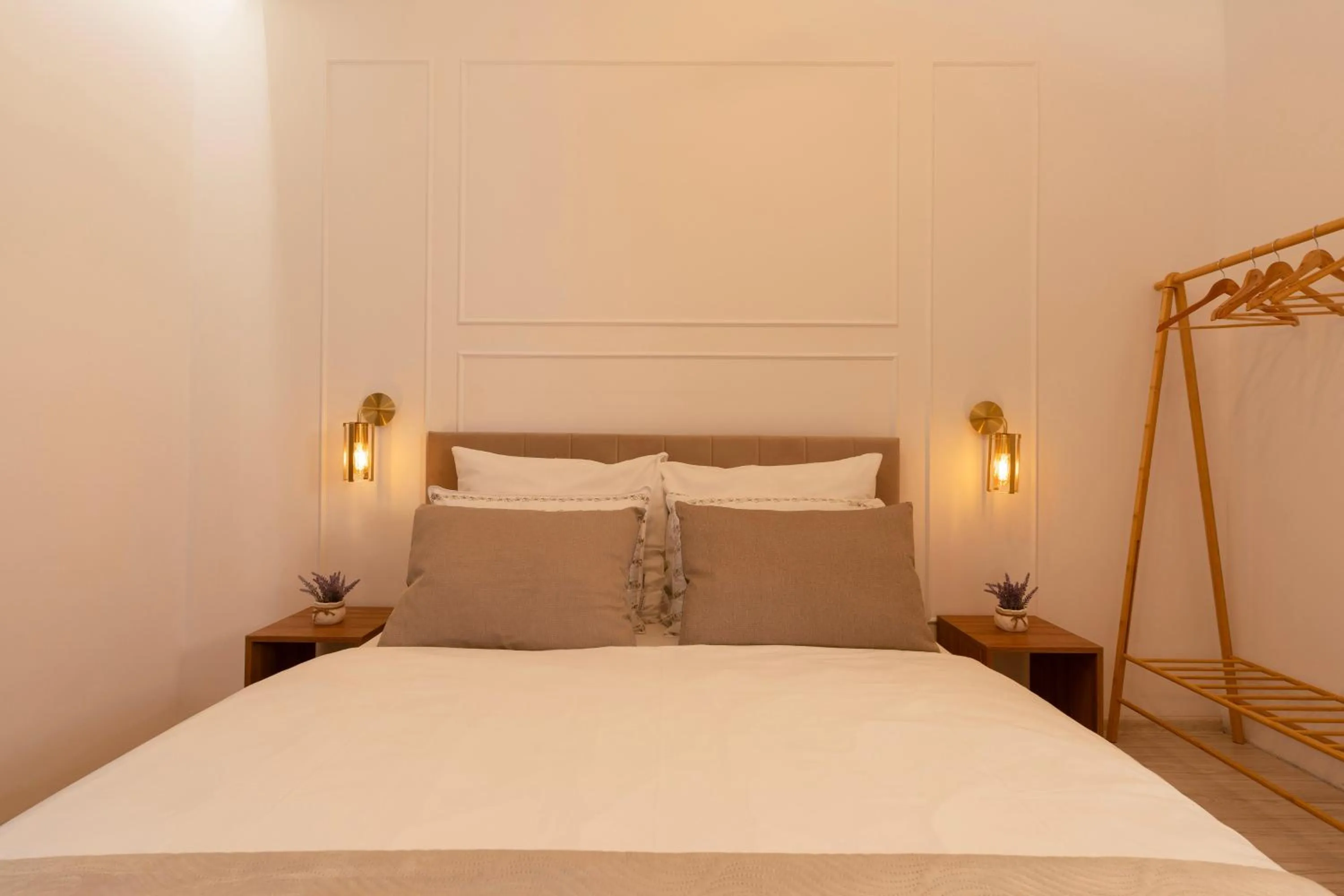 Bed in Kazimierz Residence Apartments by Staymoovers