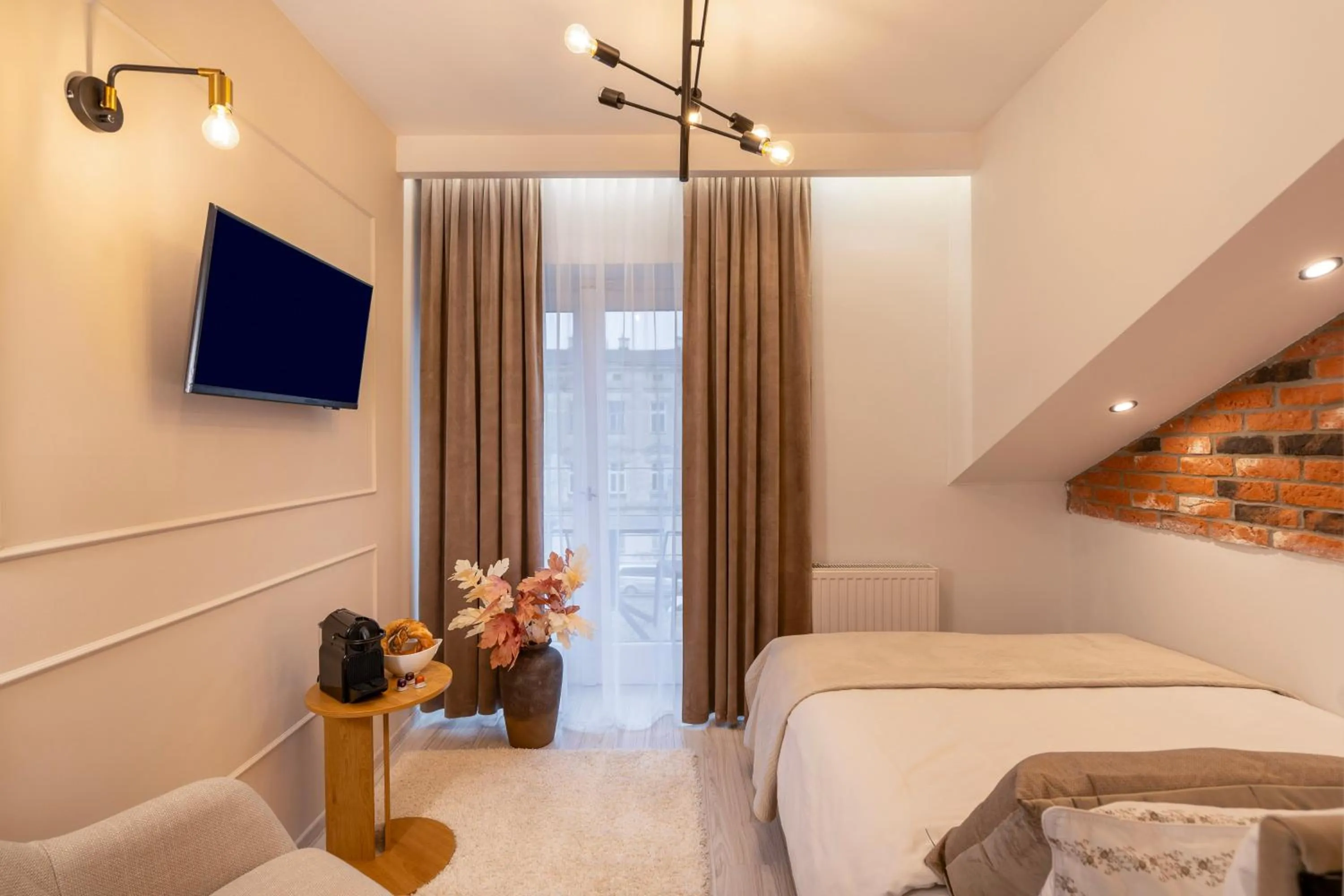 TV and multimedia, Bed in Kazimierz Residence Apartments by Staymoovers