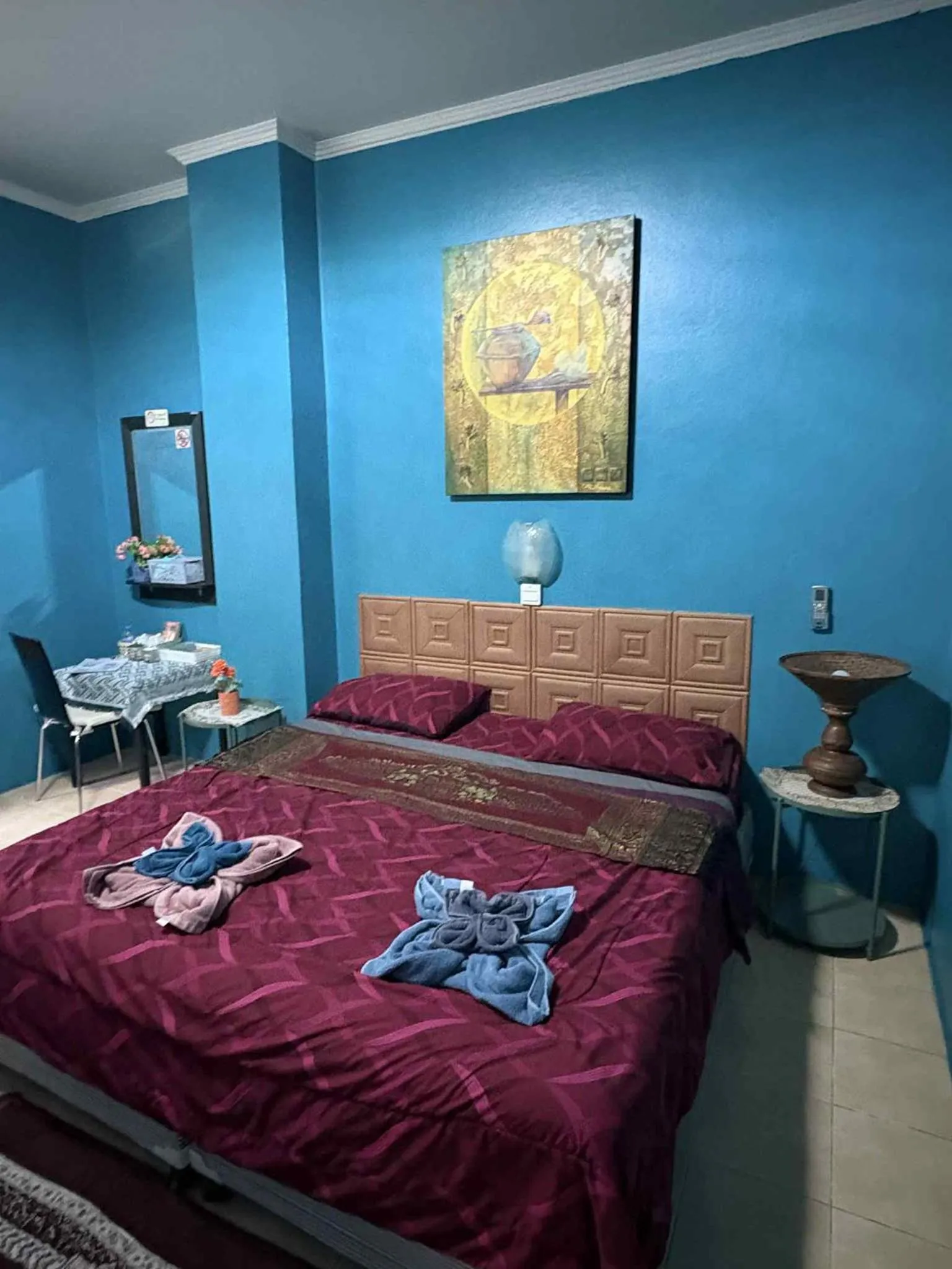 Living room, Bed in San Antonio Beach Guesthouse & Restaurant