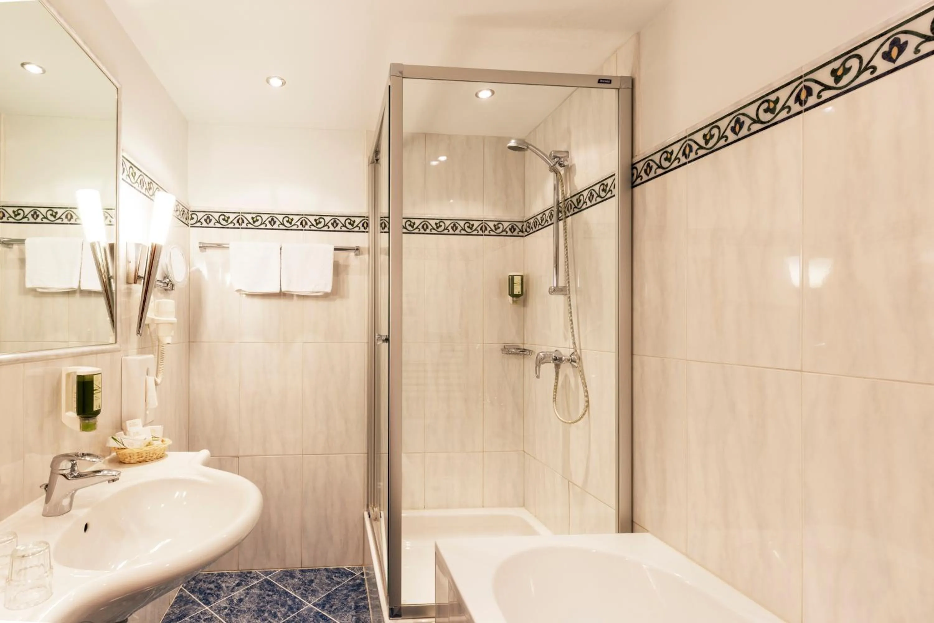 Bathroom in Hotel Weisser Hirsch