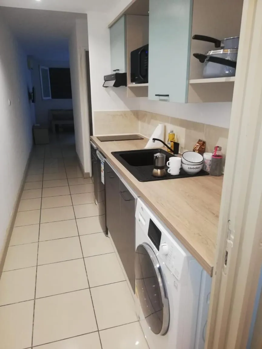 Appart Alexina, 2mn à pieds de la plage de BOUCAN-CANOT