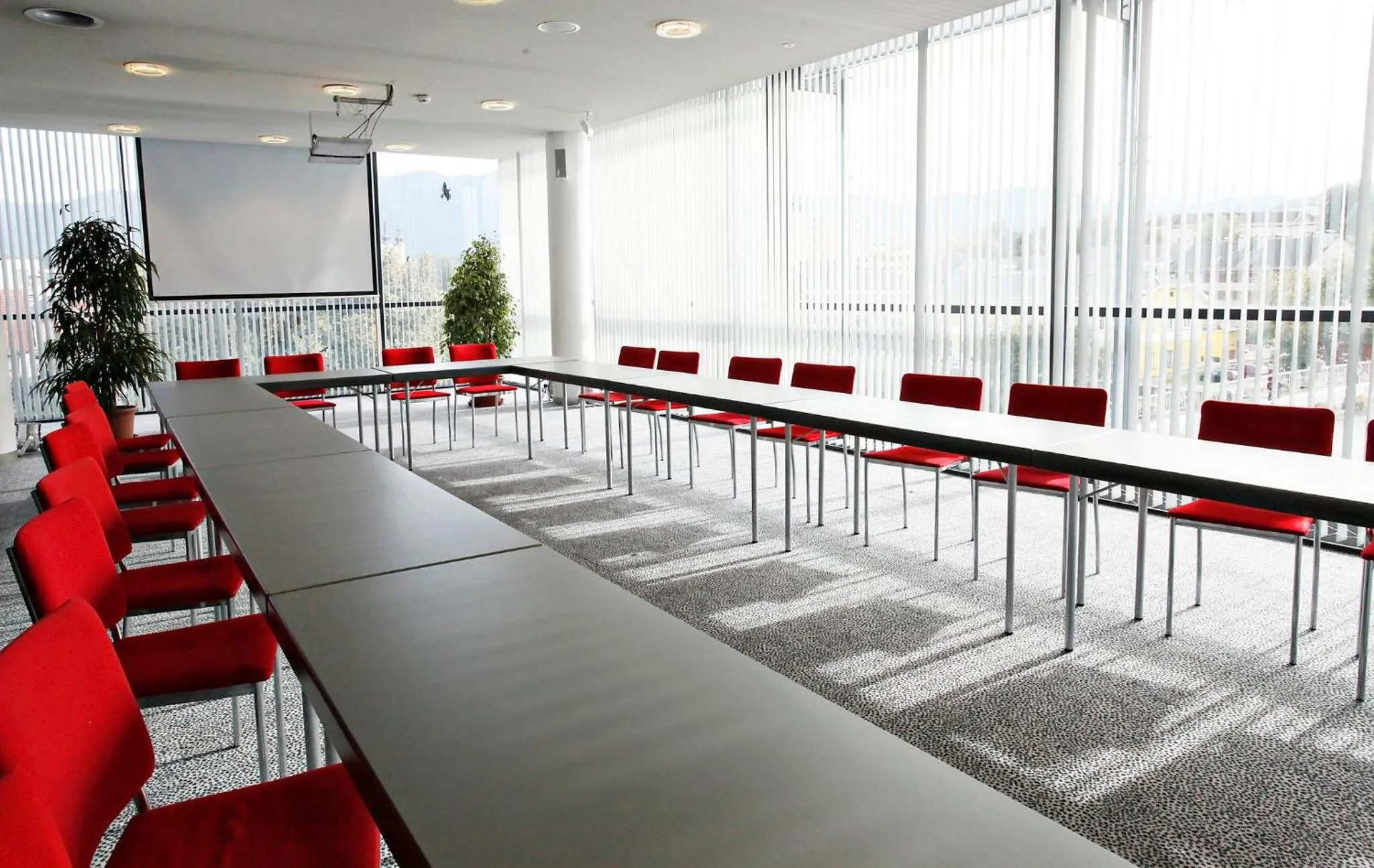 Meeting/conference room in voco Villach by IHG