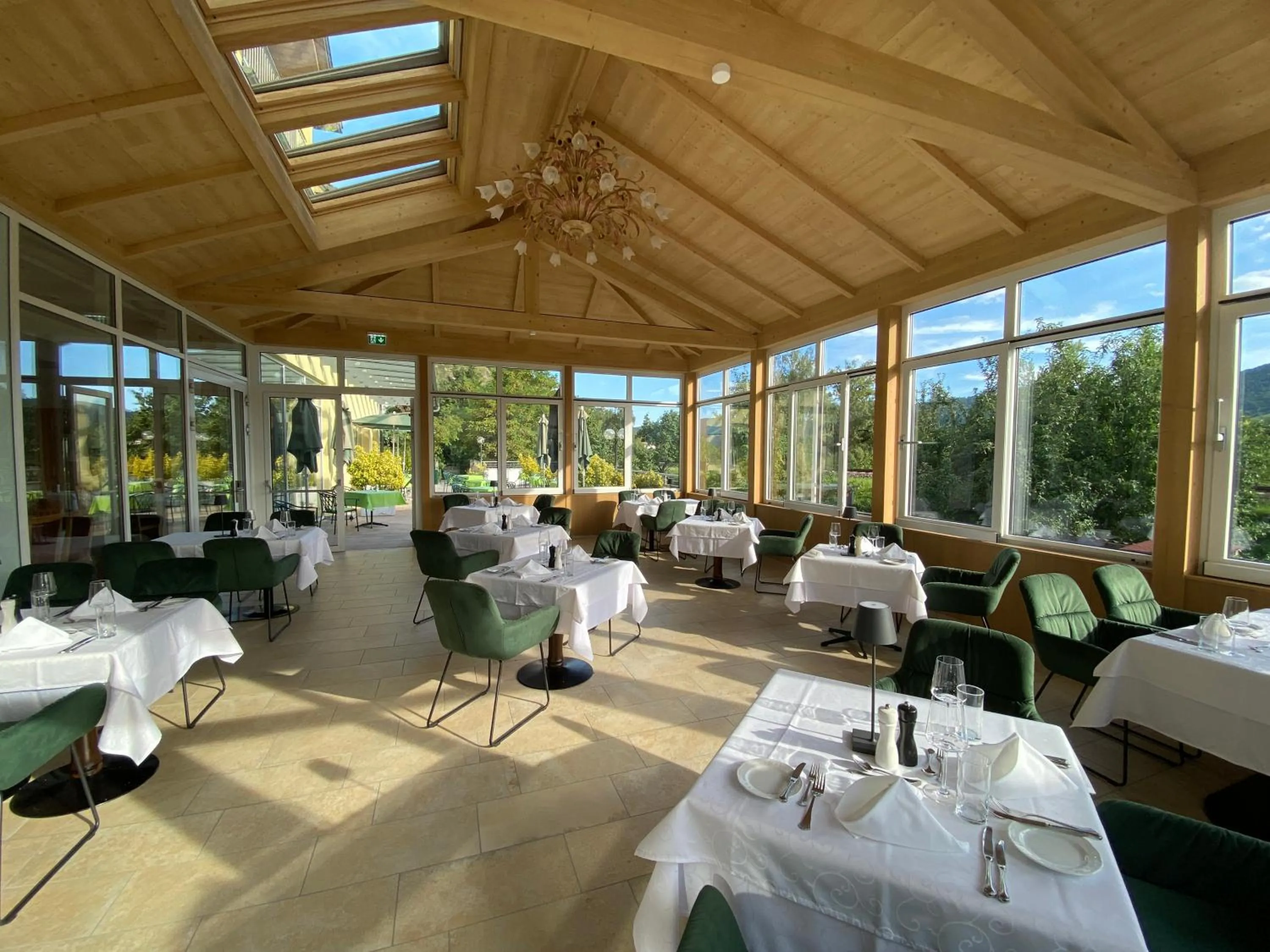 Restaurant/places to eat in Gartenhotel & Weingut Pfeffel Dürnstein