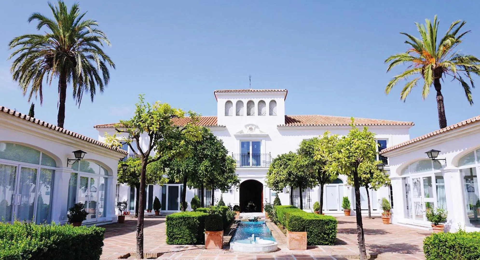 Facade/entrance in Añoreta Suites