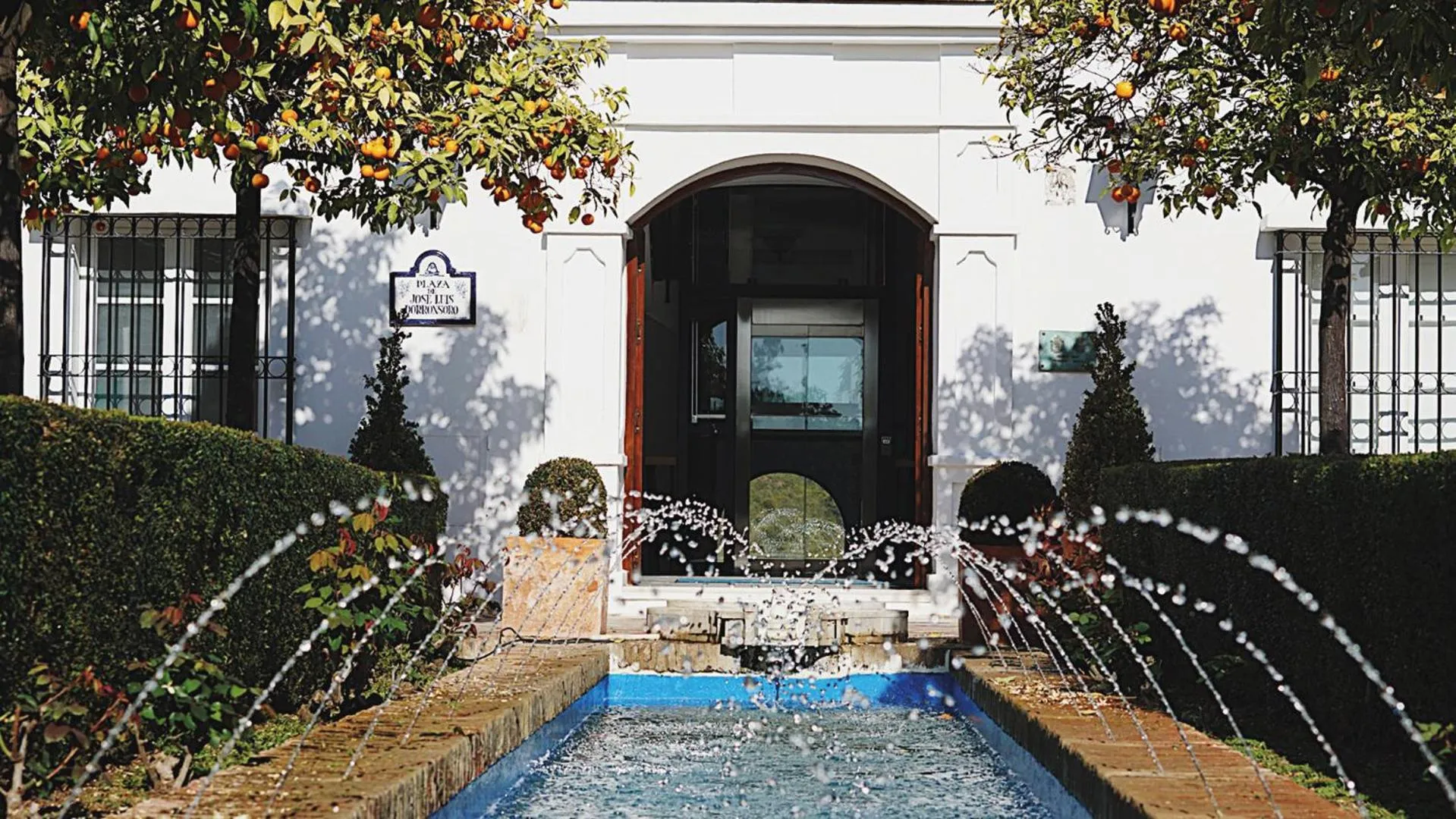 Facade/entrance in Añoreta Suites