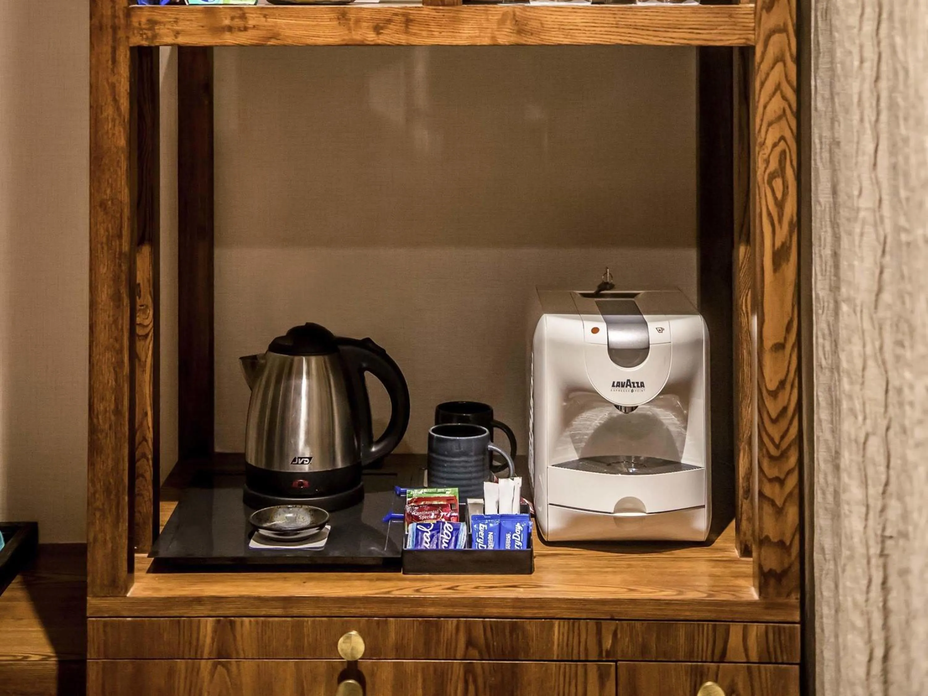 Bedroom in Novotel Goa Candolim