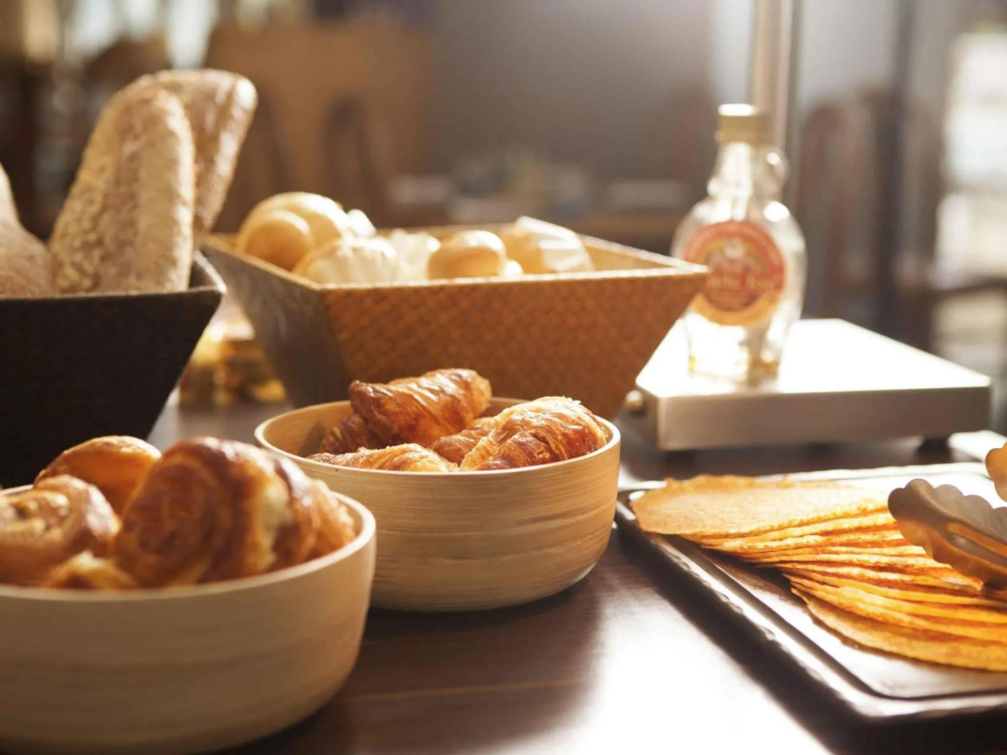 Restaurant/places to eat in Novotel Goa Candolim