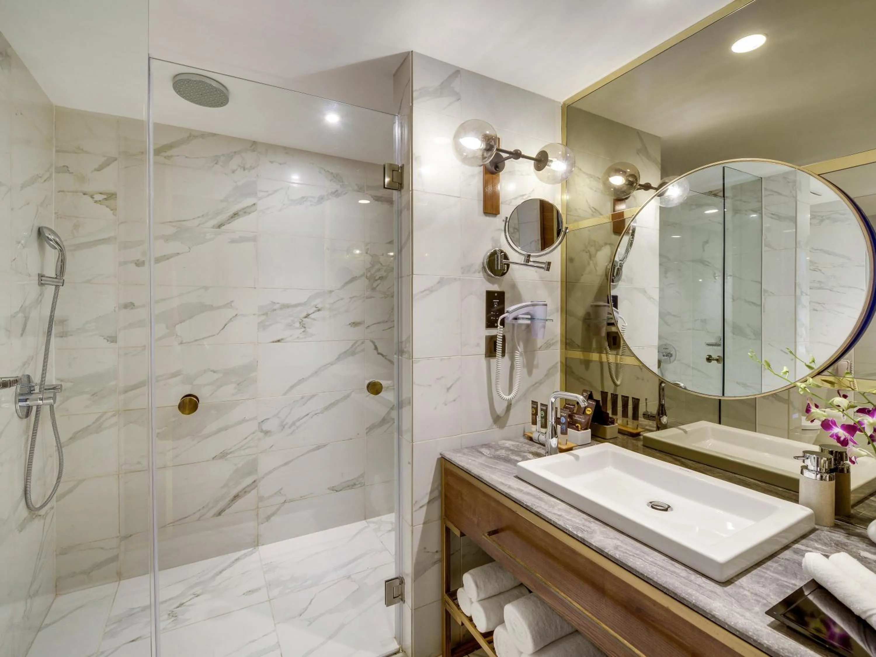 Bathroom in Novotel Goa Candolim