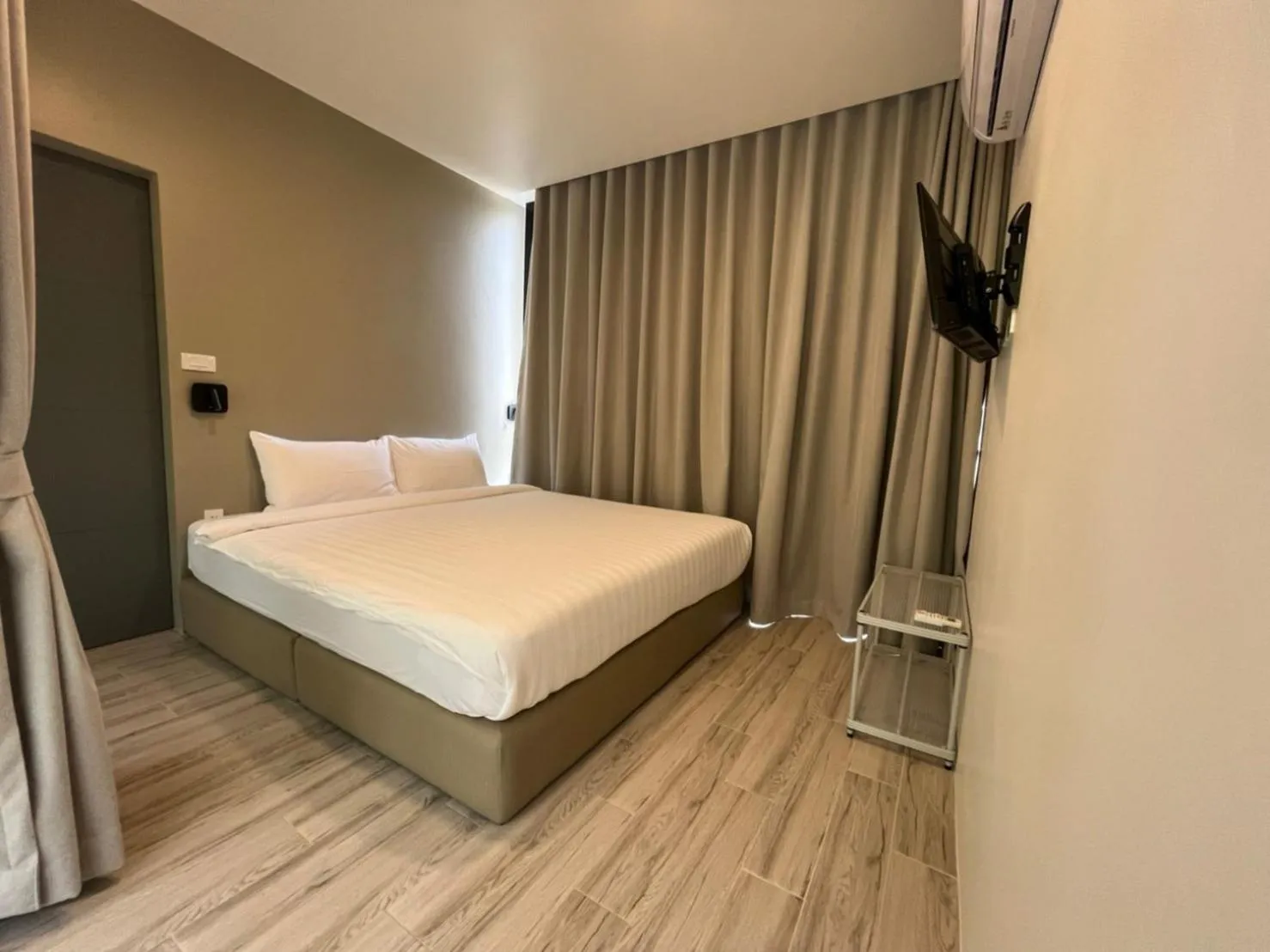 Photo of the whole room, Bed in Krin Resort