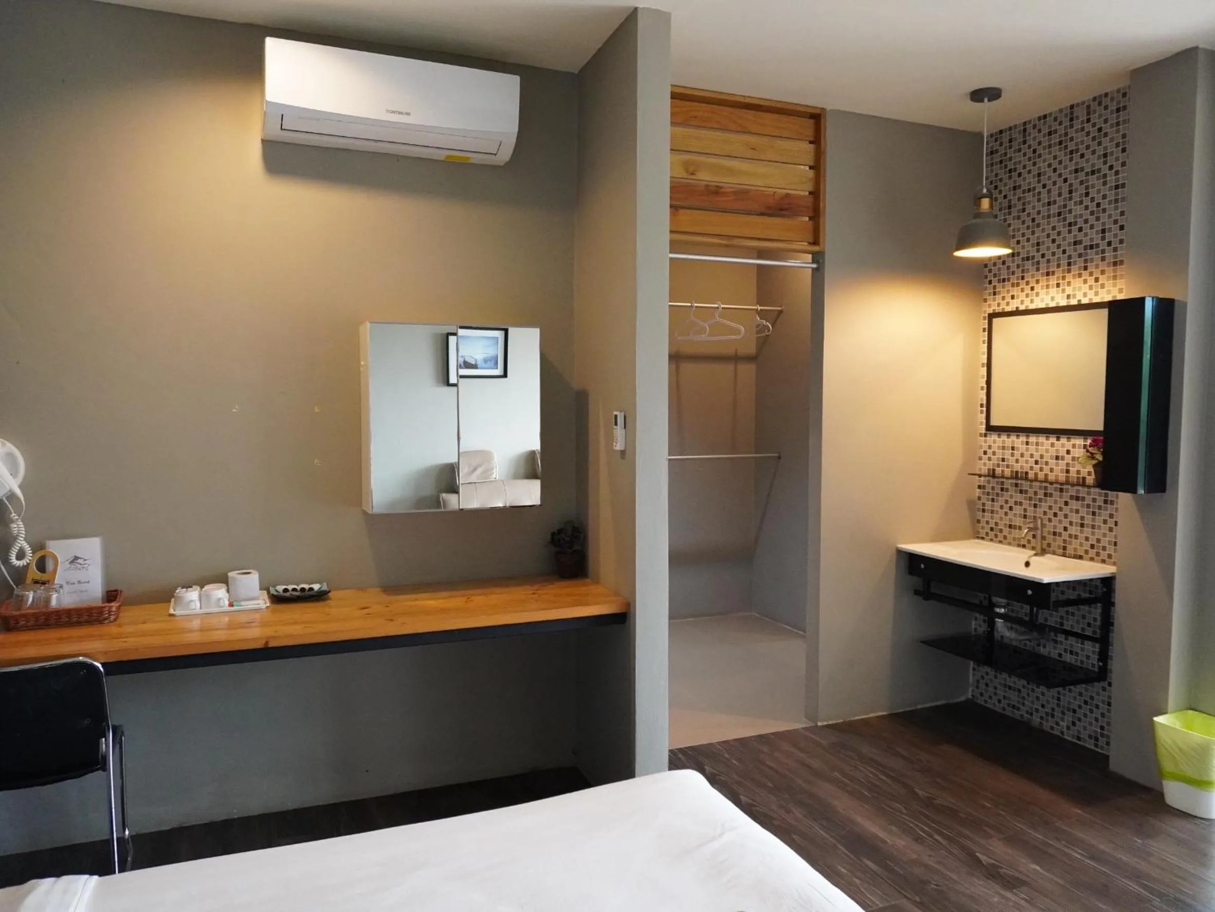 Bathroom, Bed in Krin Resort