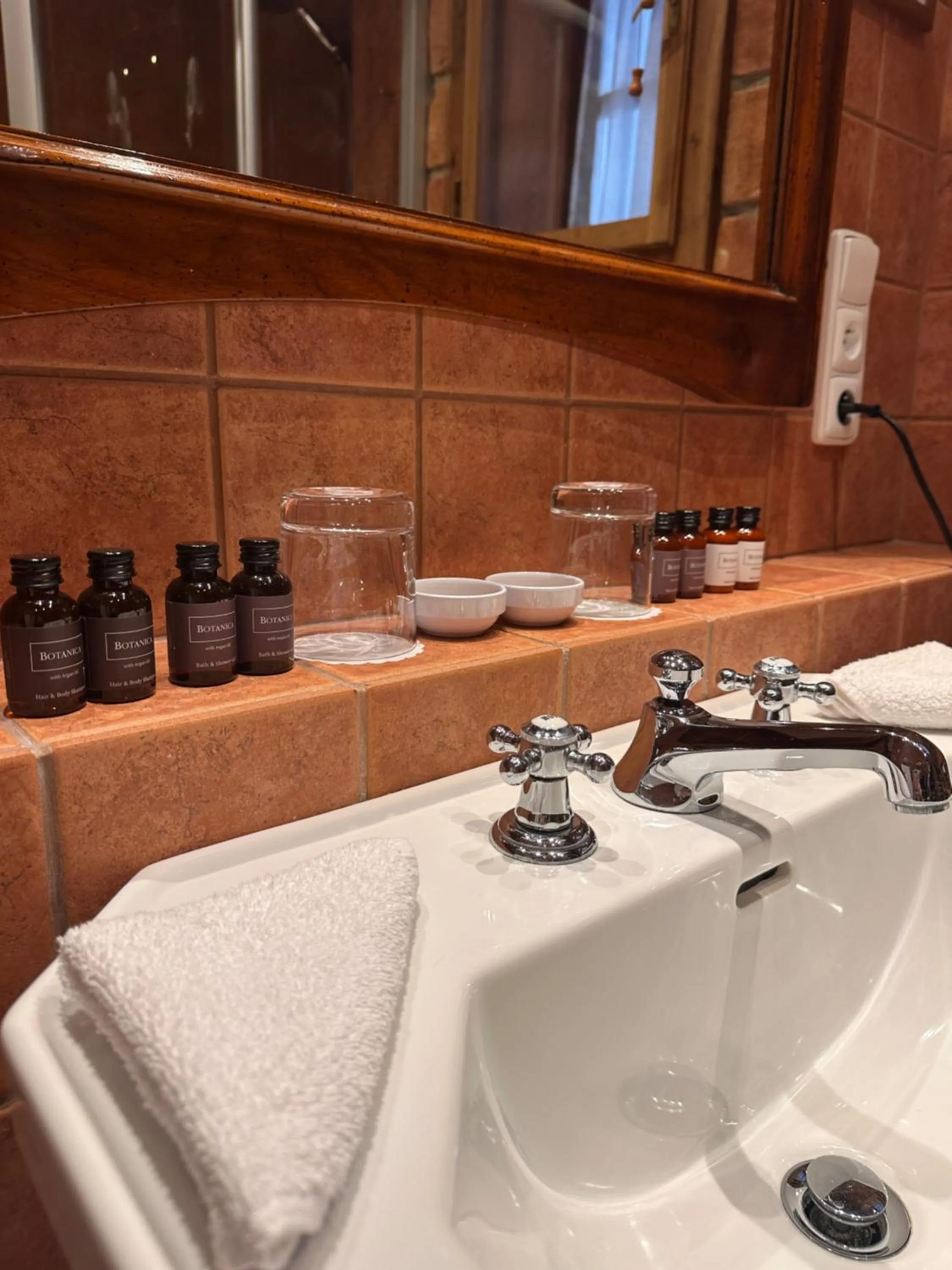 Bathroom in Romantik Hotel U Raka