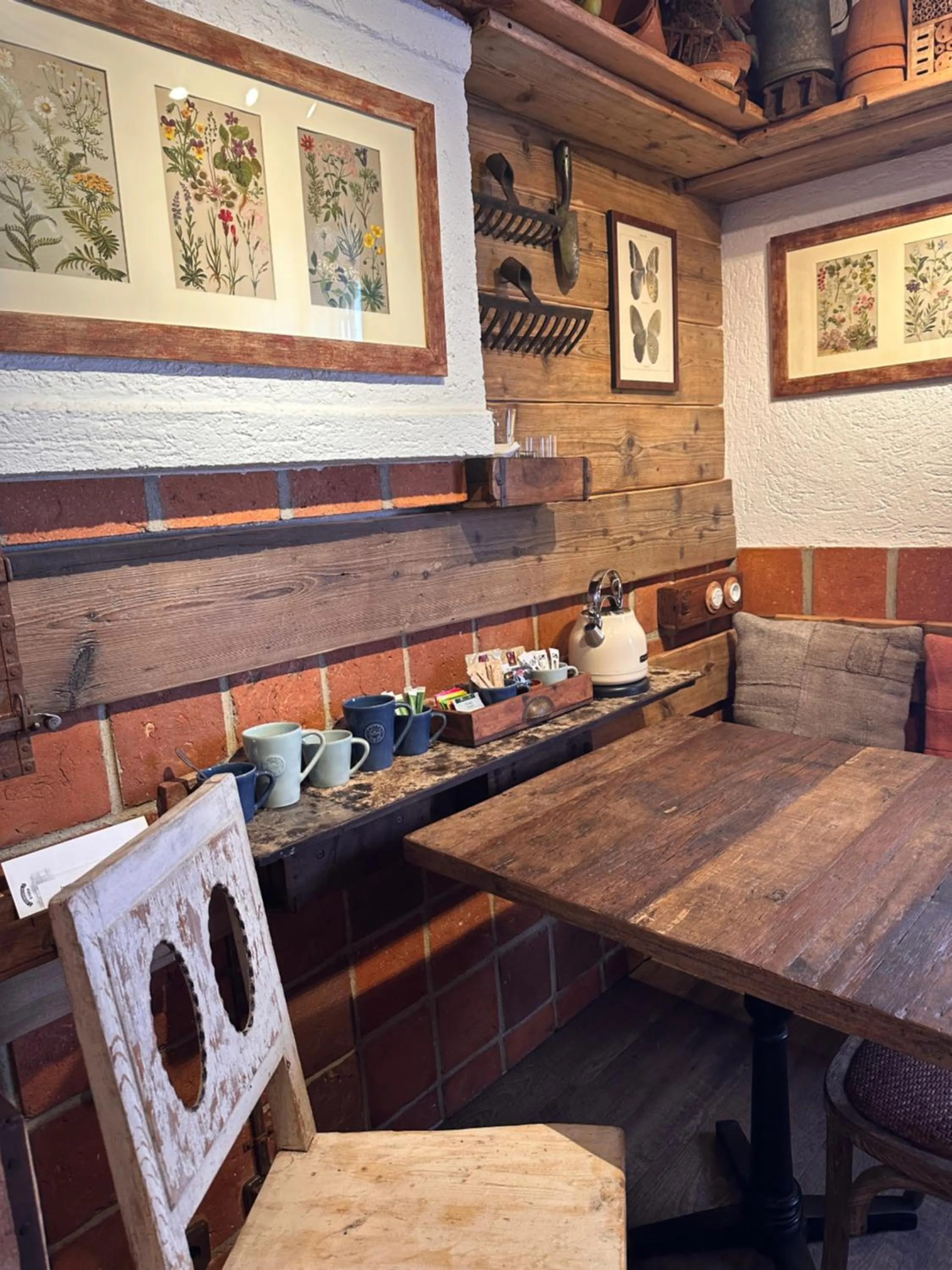 Coffee/tea facilities in Romantik Hotel U Raka