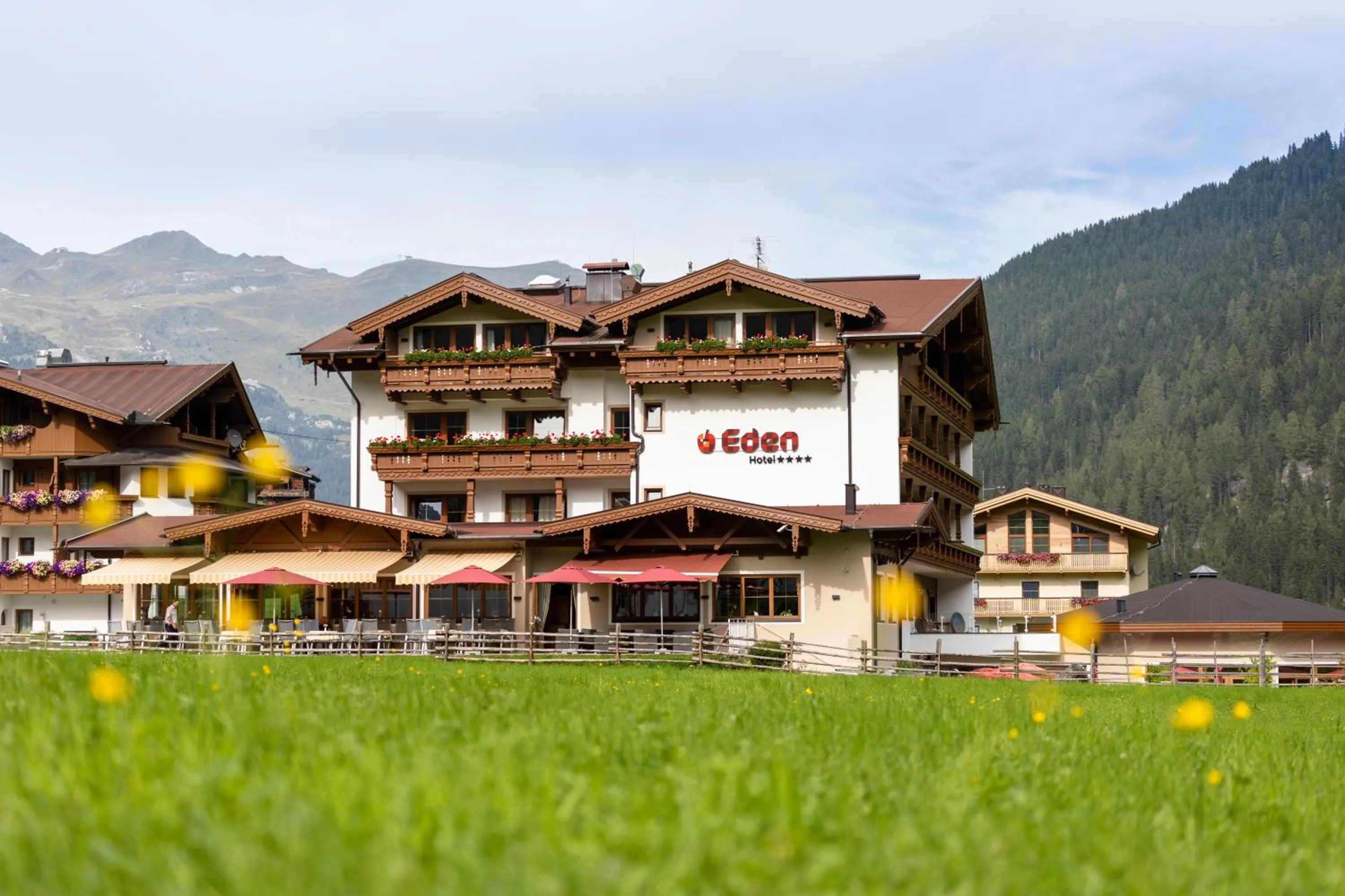 Property building in Hotel Eden