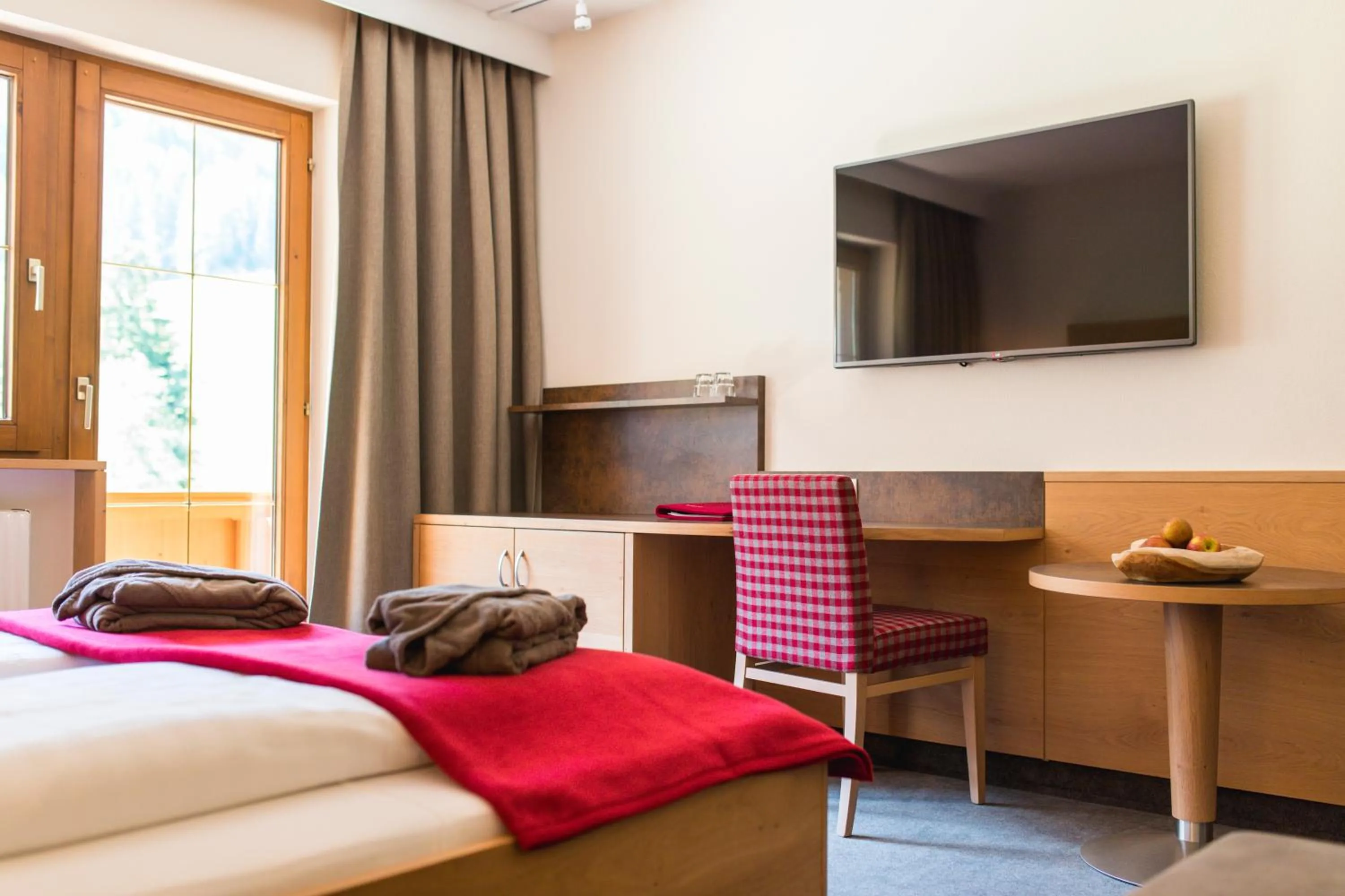 Photo of the whole room, Bed in Hotel Eden