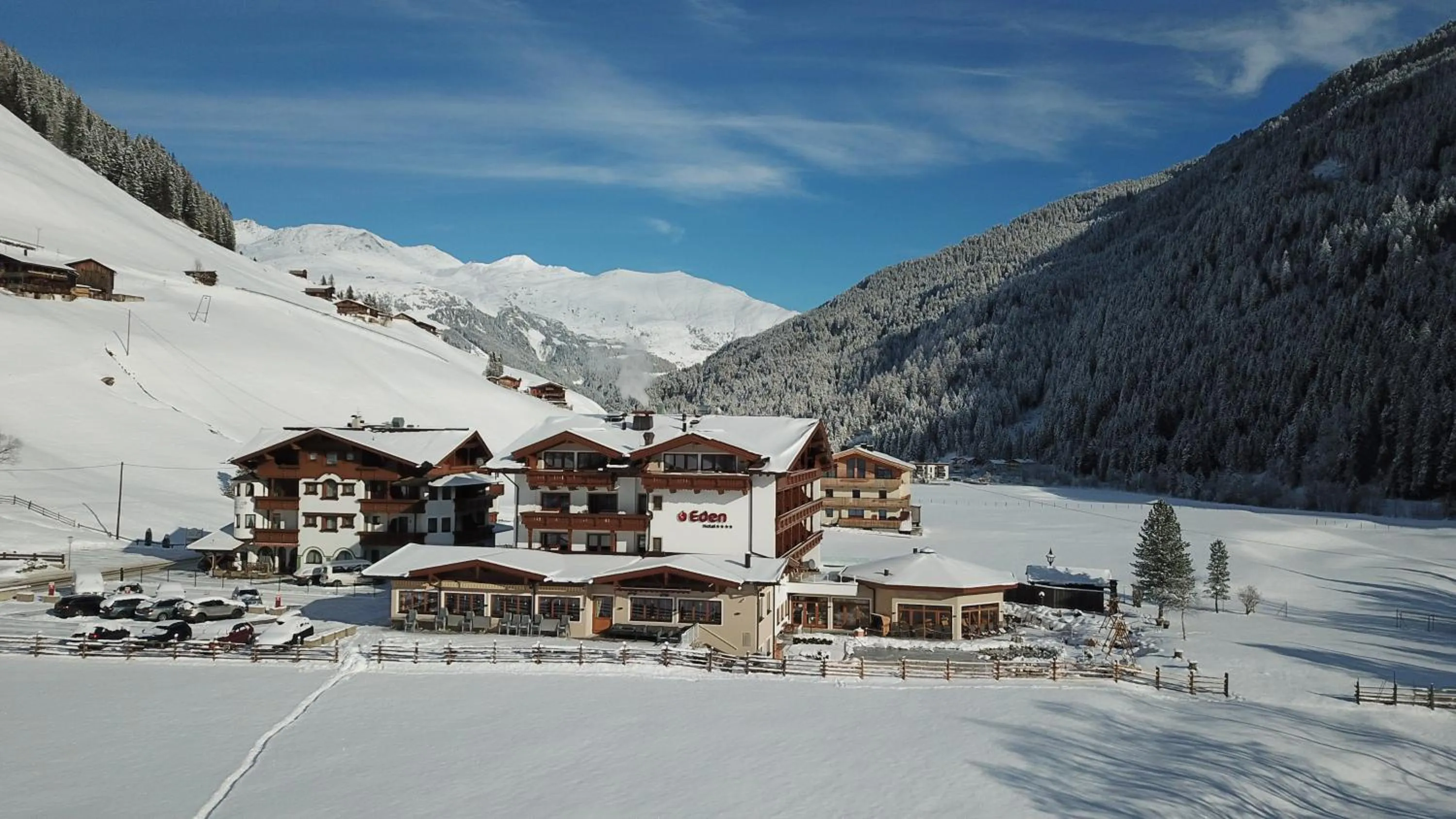 Property building in Hotel Eden