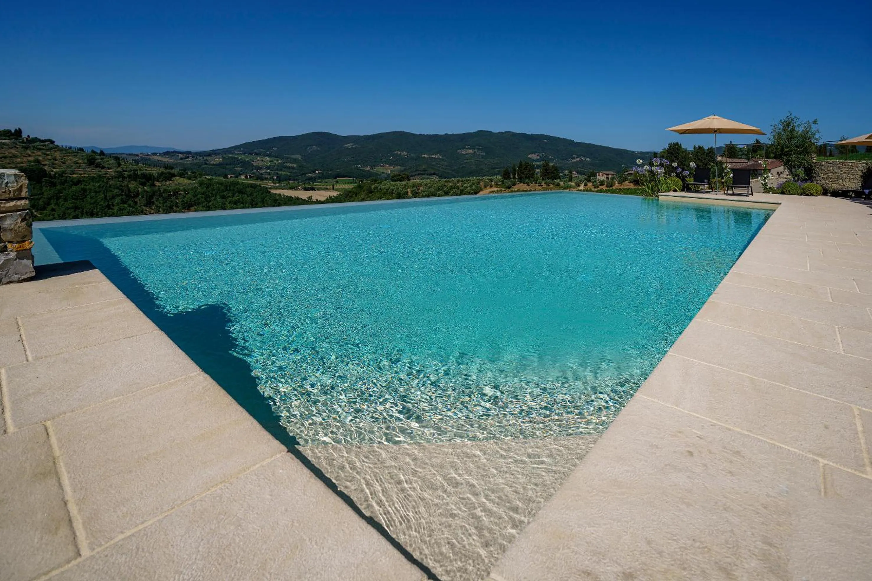 Swimming pool in La Pietra Del Cabreo