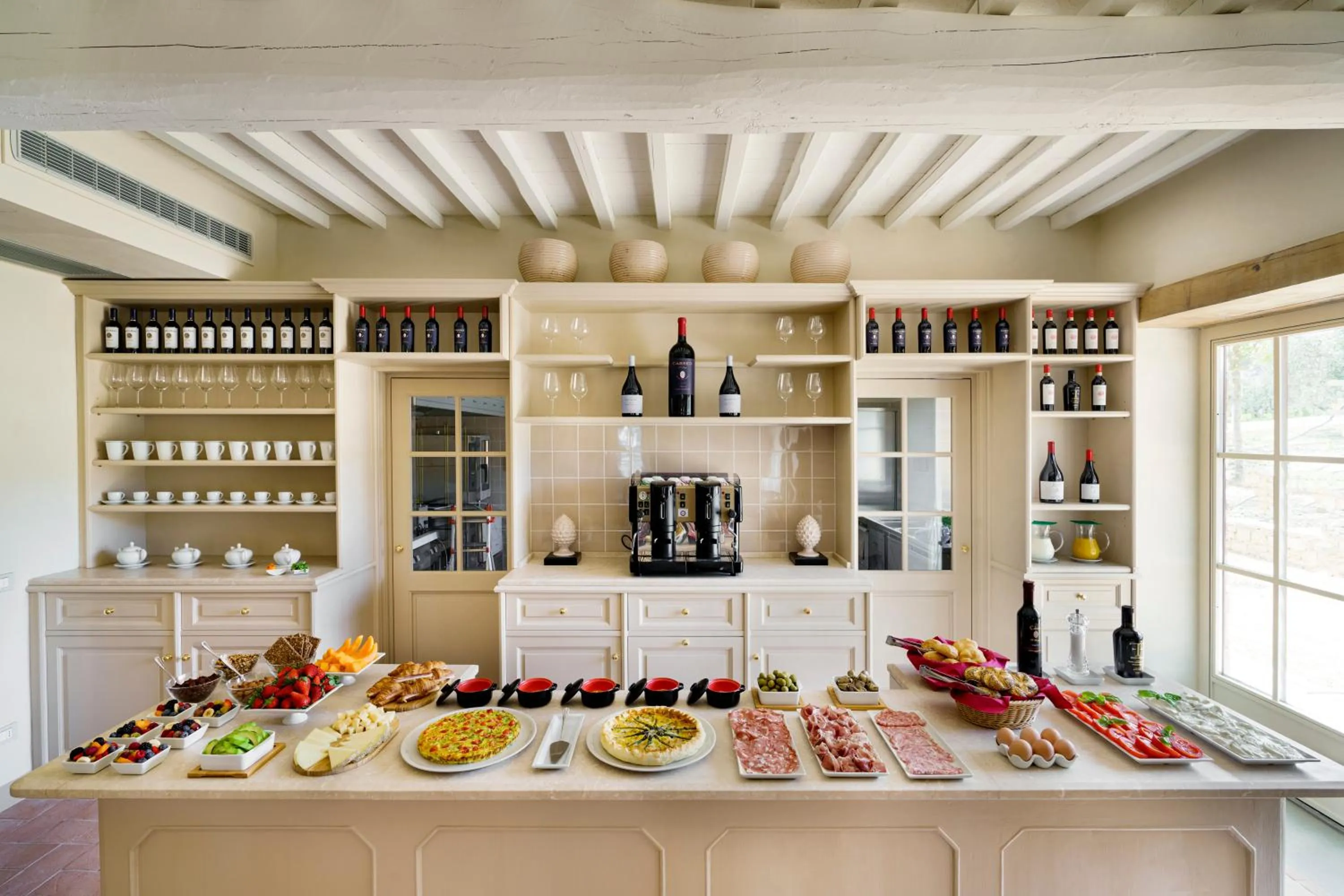 Buffet breakfast in La Pietra Del Cabreo