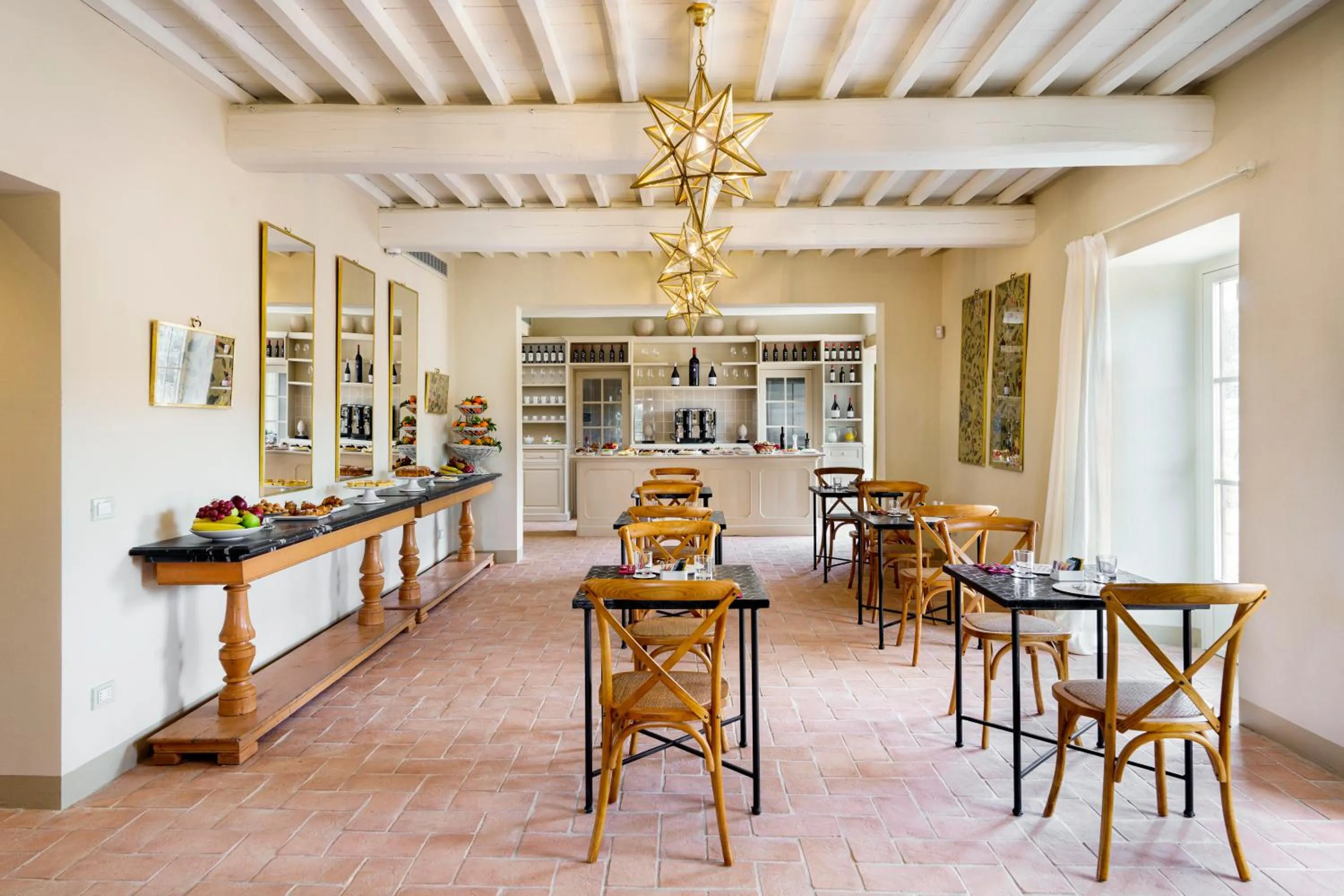 Dining area in La Pietra Del Cabreo