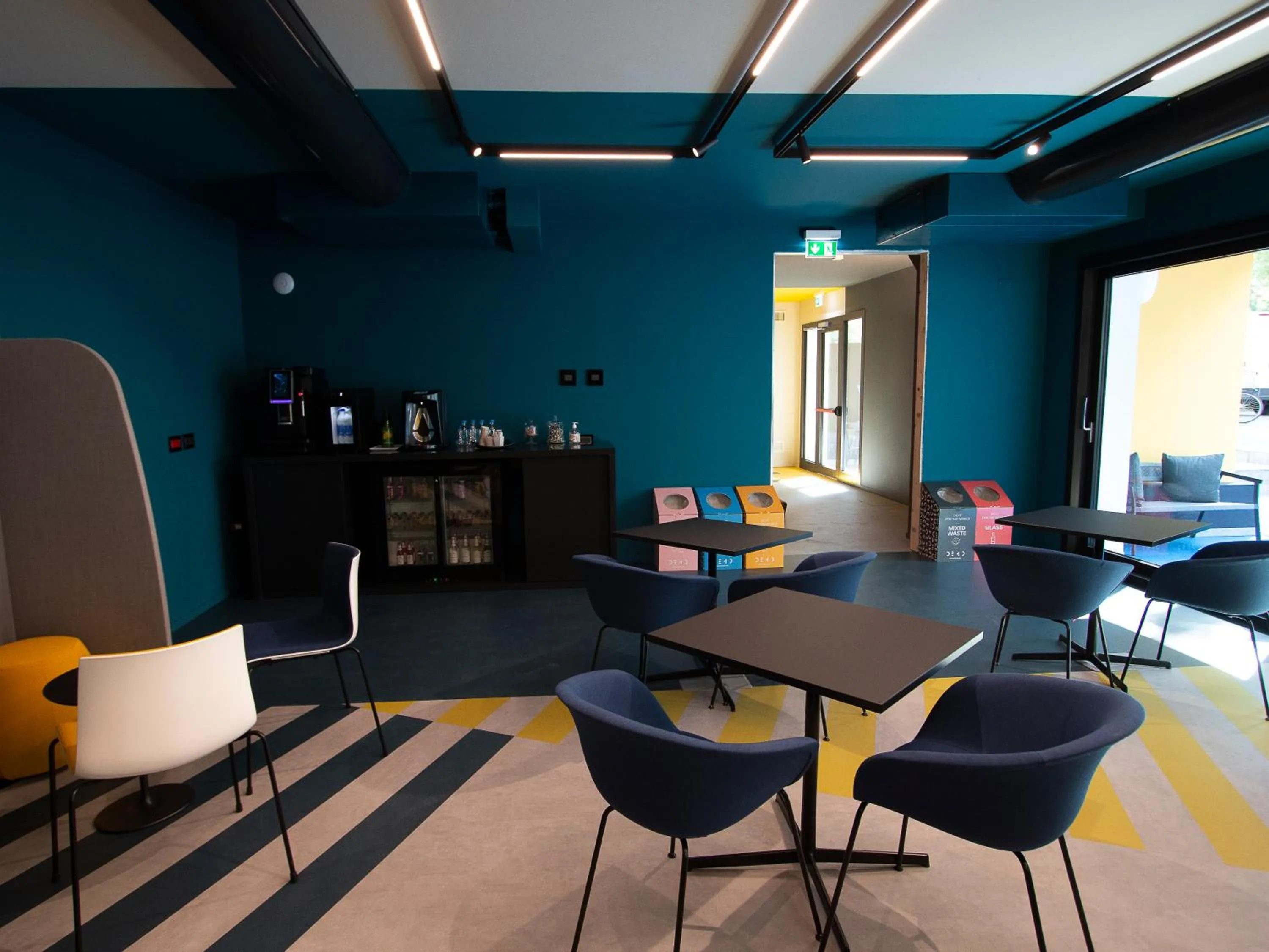 Communal lounge/ TV room in Demo Hotel Design Emotion