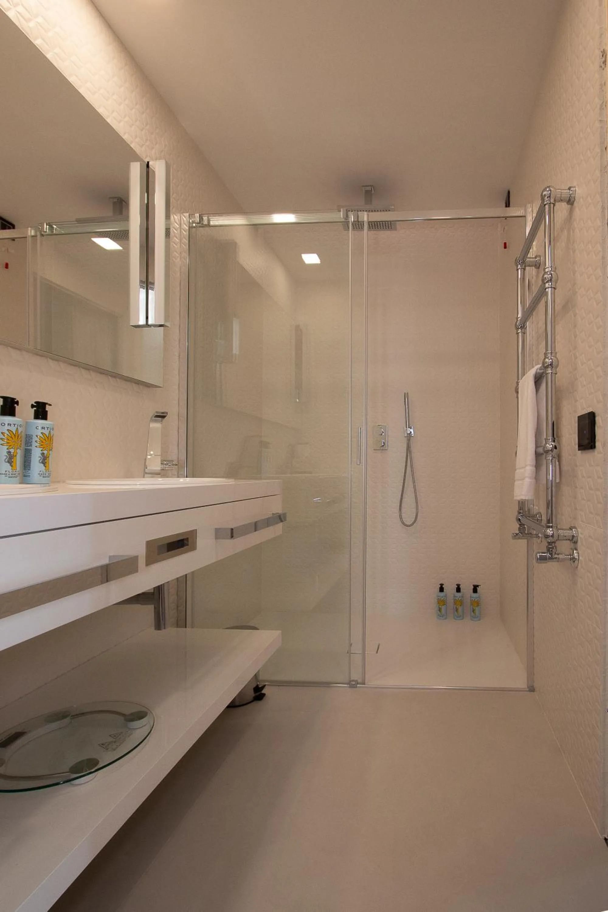 Bathroom in Demo Hotel Design Emotion