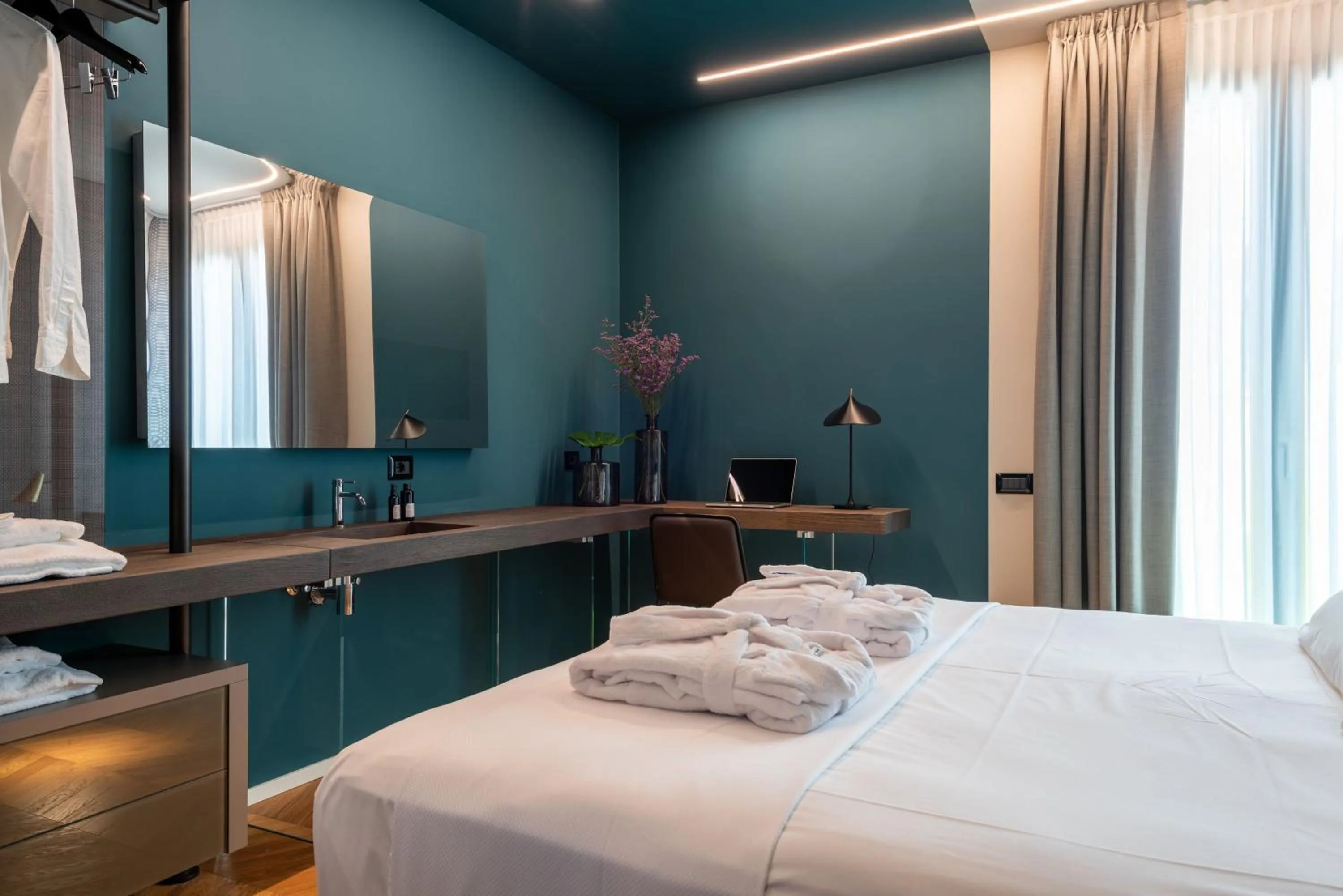 Bedroom, Bed in Demo Hotel Design Emotion