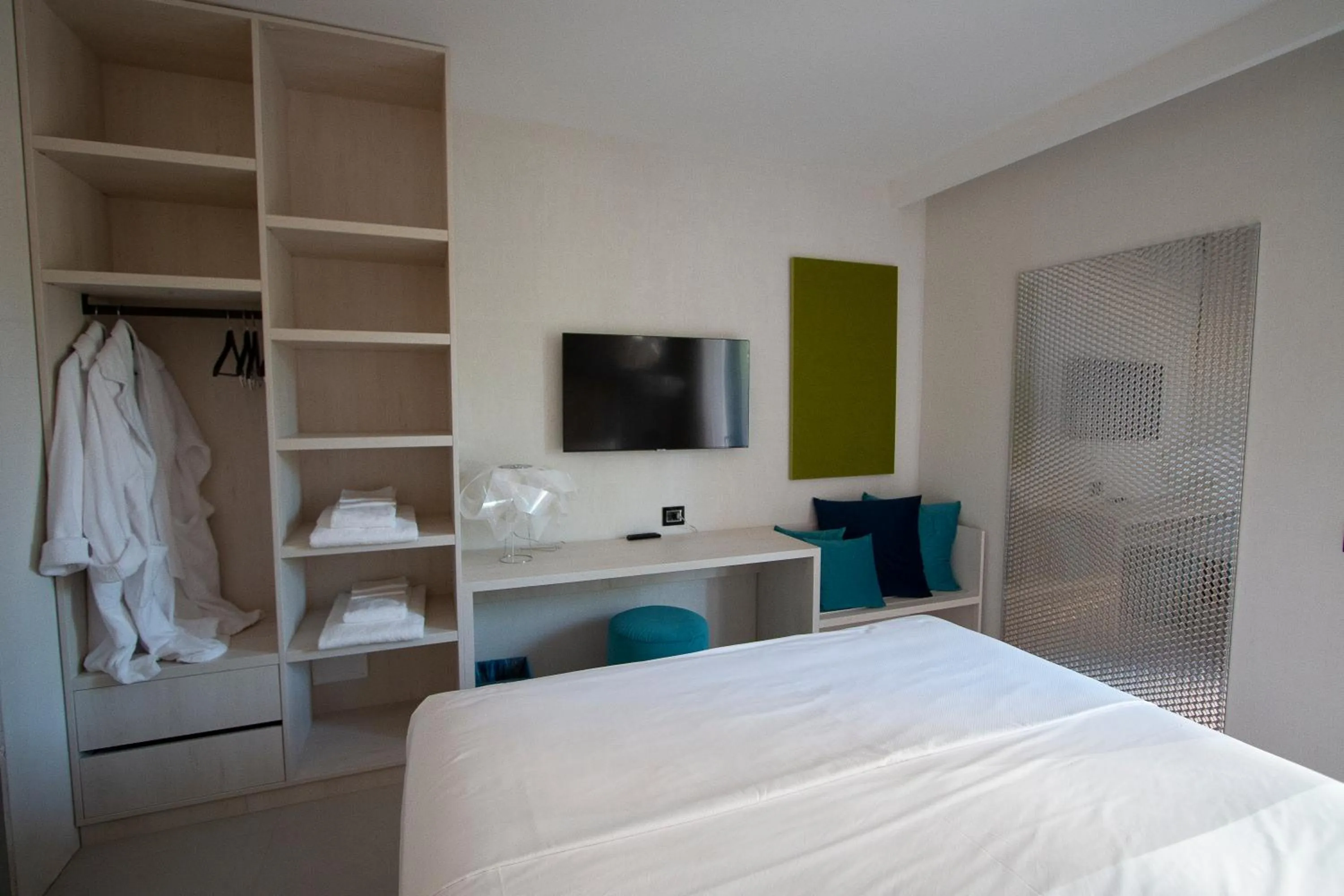 Photo of the whole room, Bed in Demo Hotel Design Emotion
