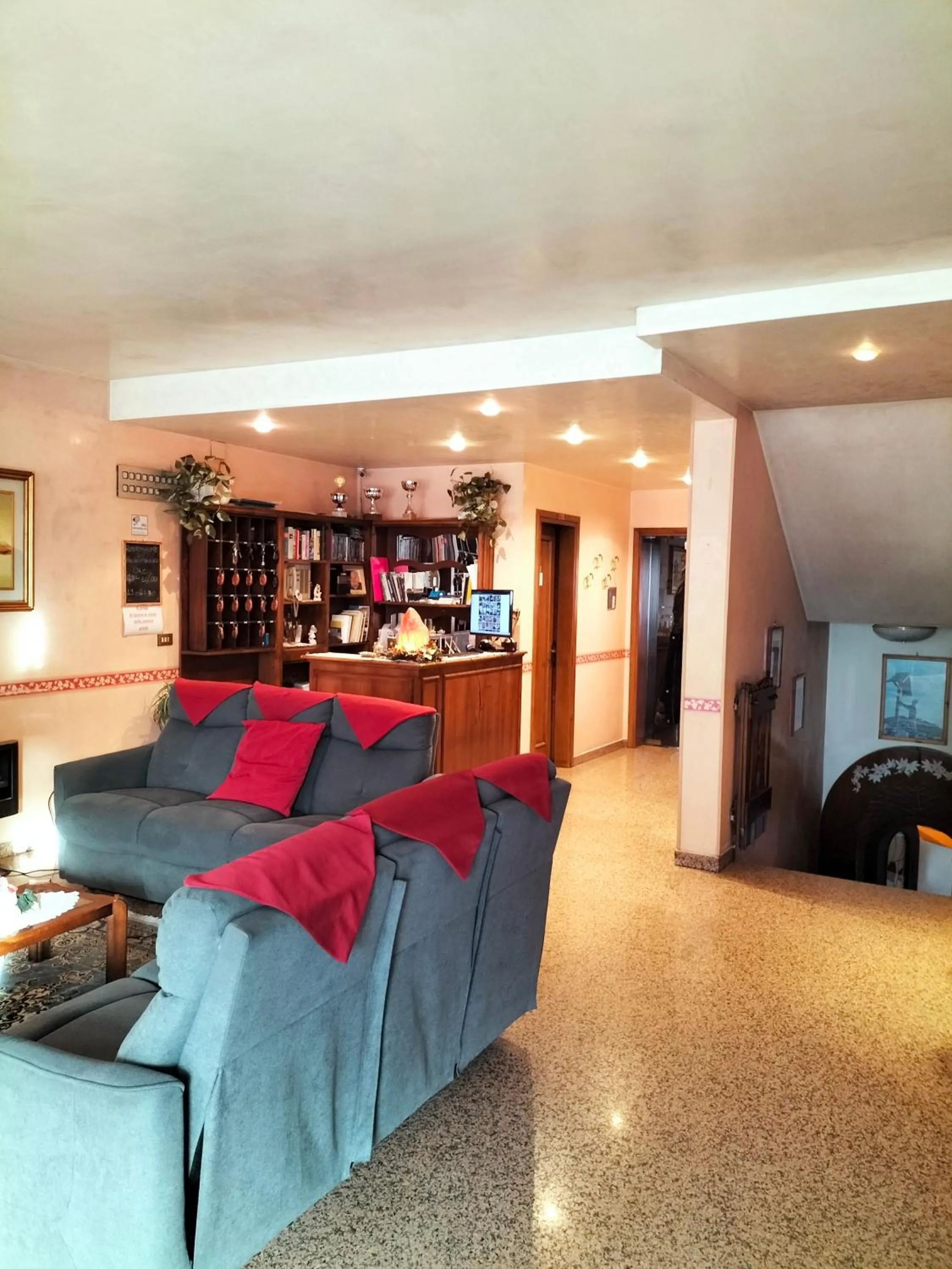 TV and multimedia in Hotel Monte Fior