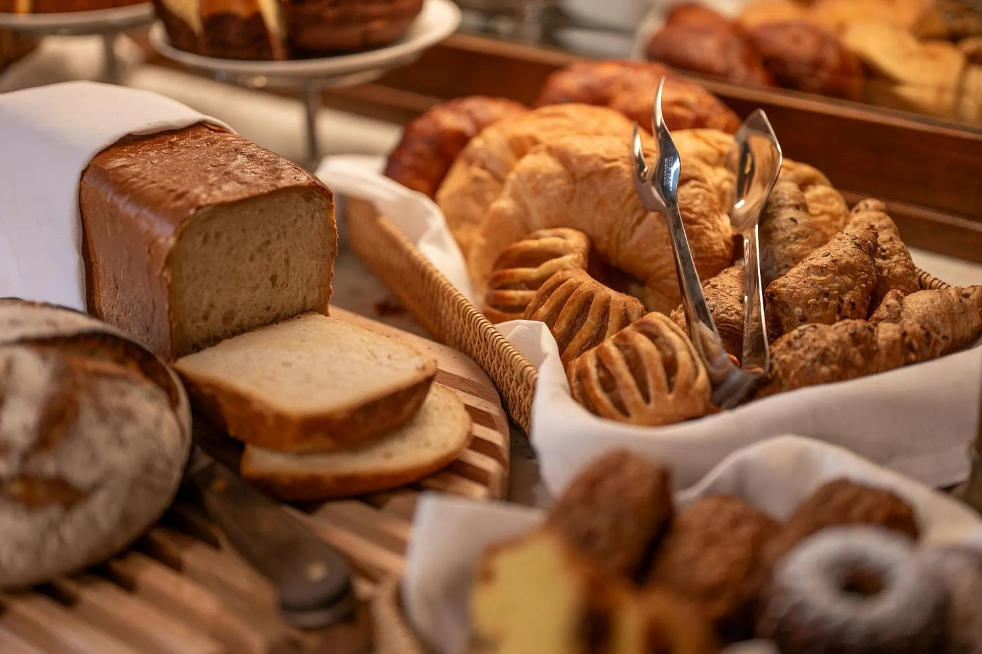 Breakfast in Steinach Townhouse Meran