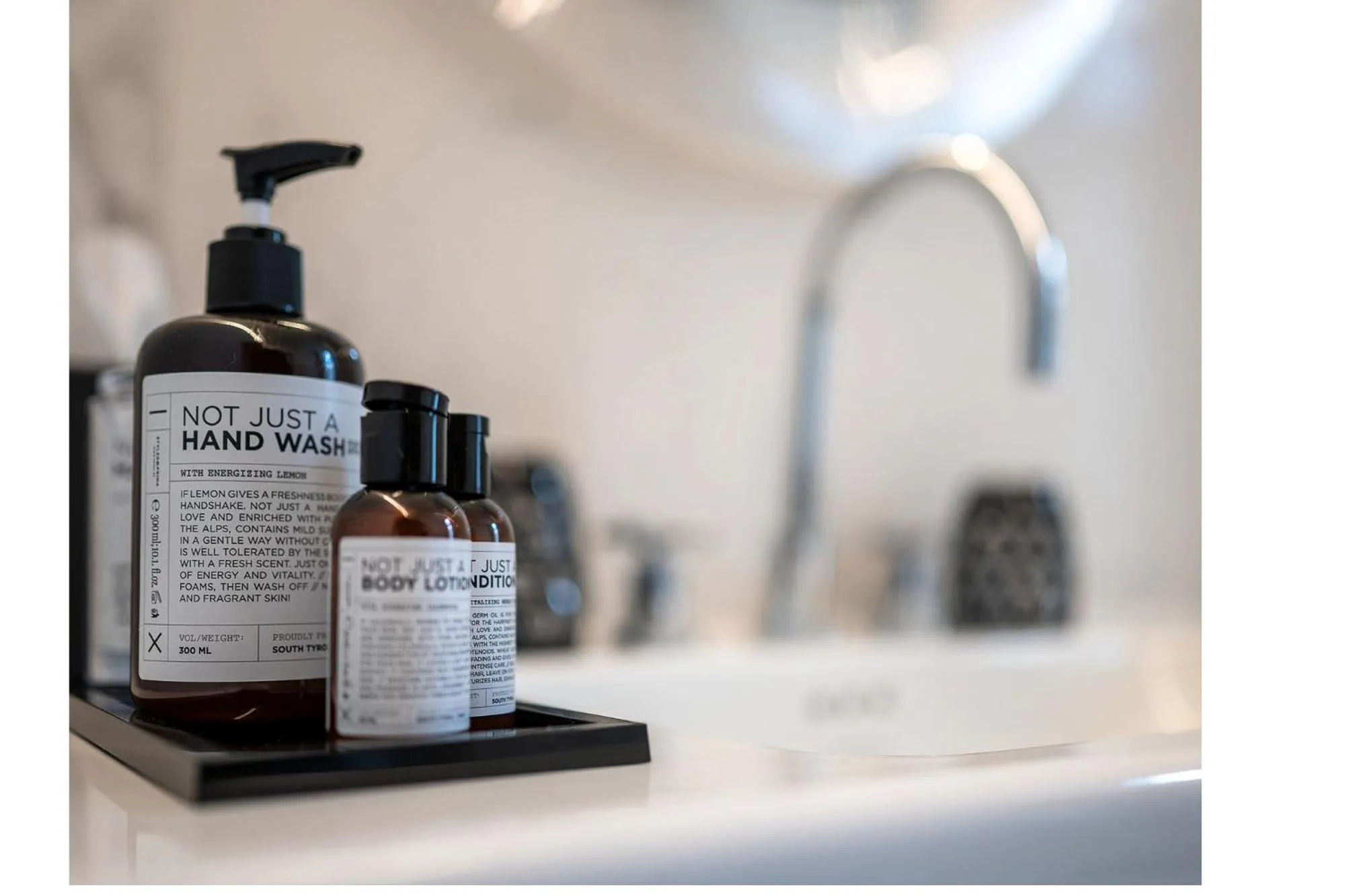 Bathroom in Steinach Townhouse Meran