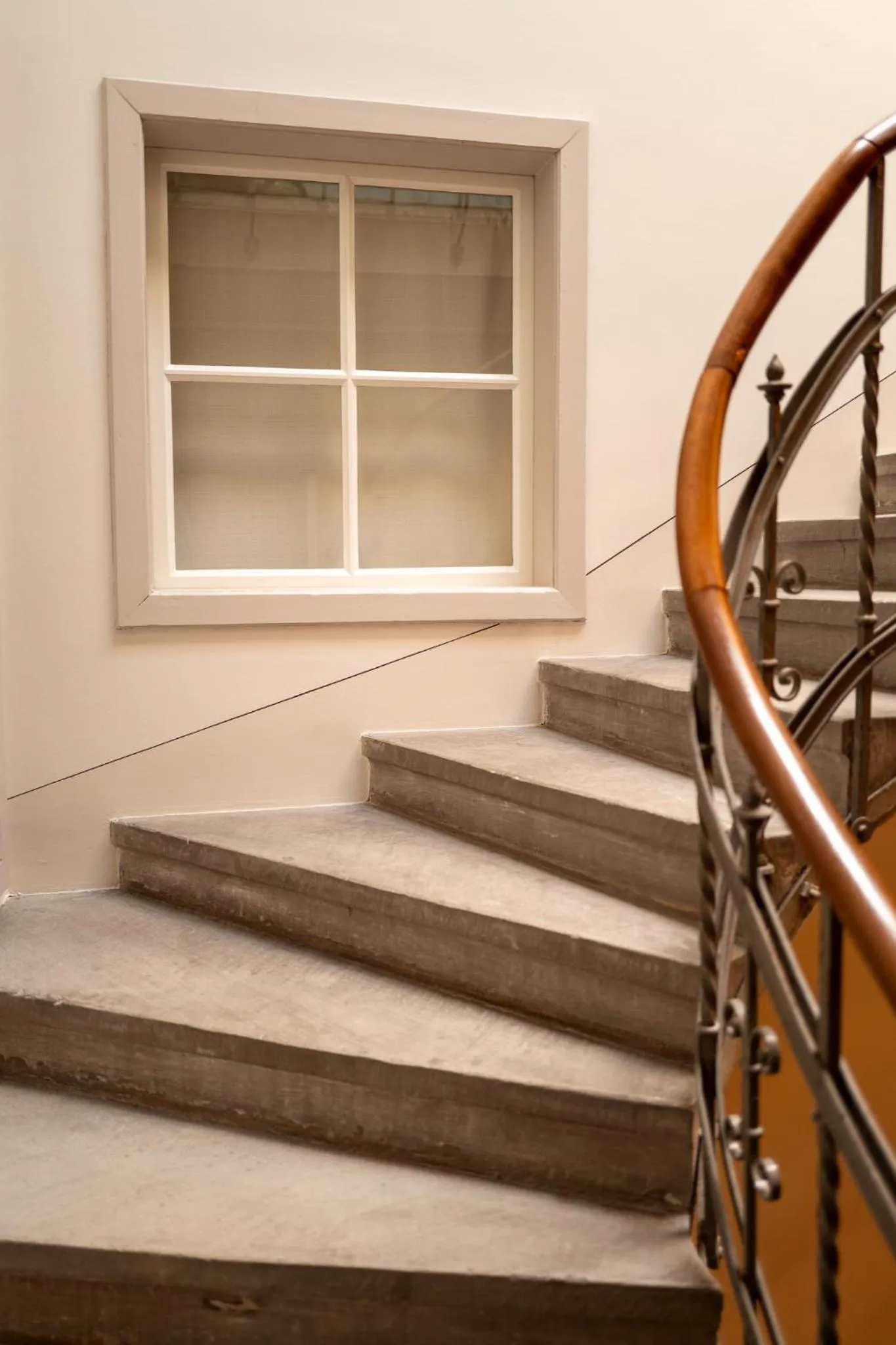 Decorative detail in Steinach Townhouse Meran