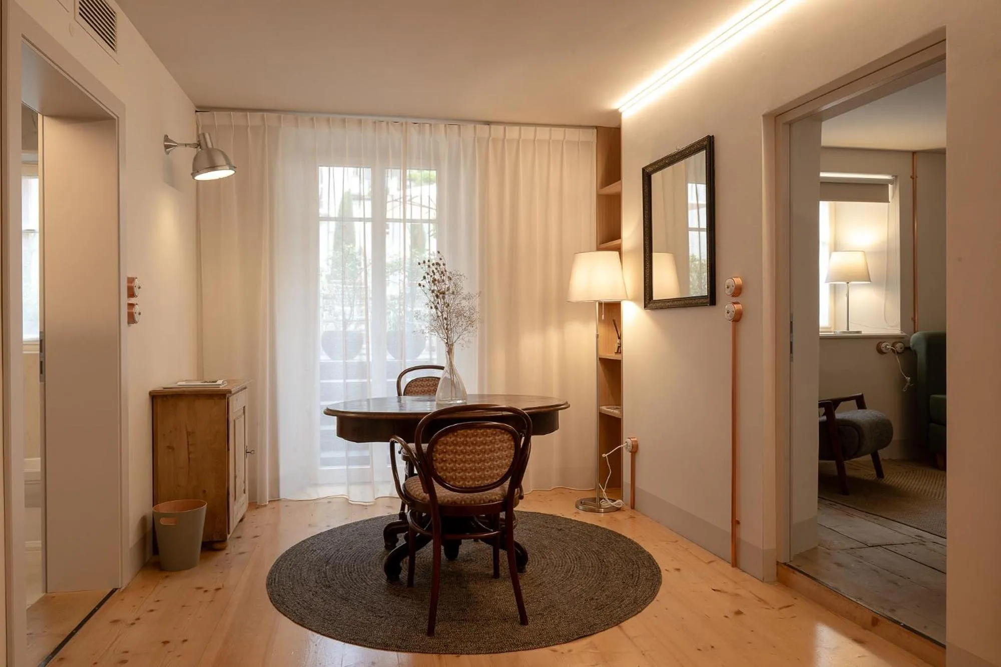 Dining area in Steinach Townhouse Meran