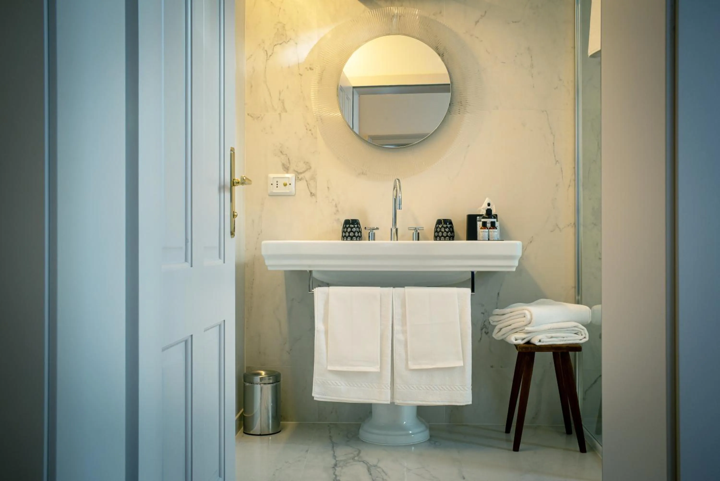 Bathroom in Steinach Townhouse Meran