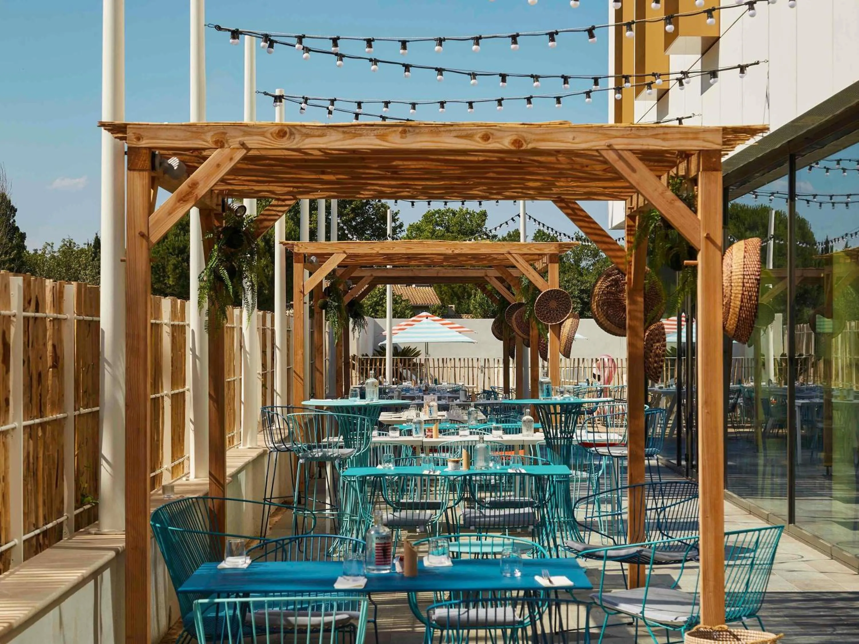 Lounge or bar in Ibis Styles Montpellier Aéroport Parc Des Expos