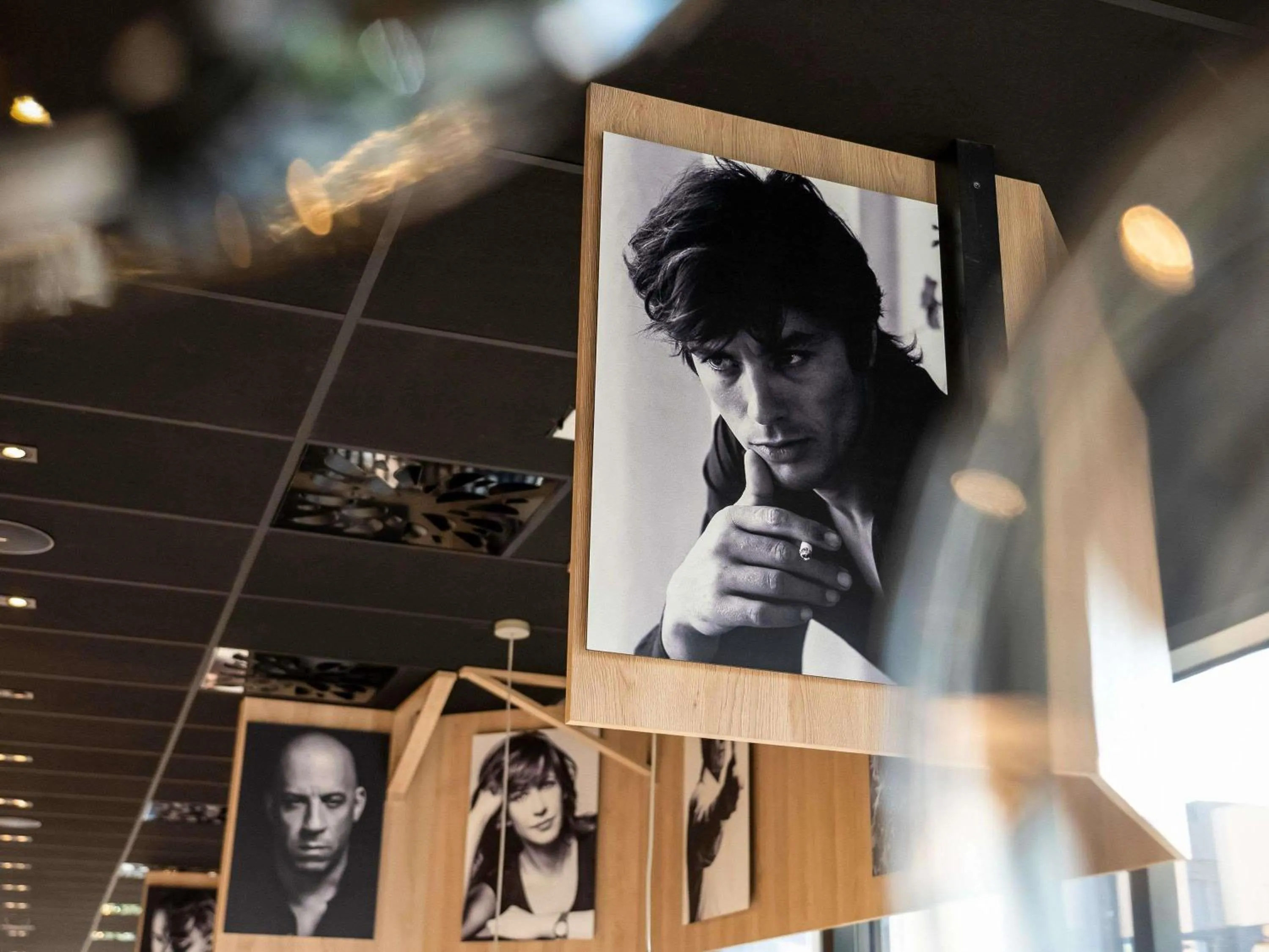 Lounge or bar in ibis Styles Arras Centre