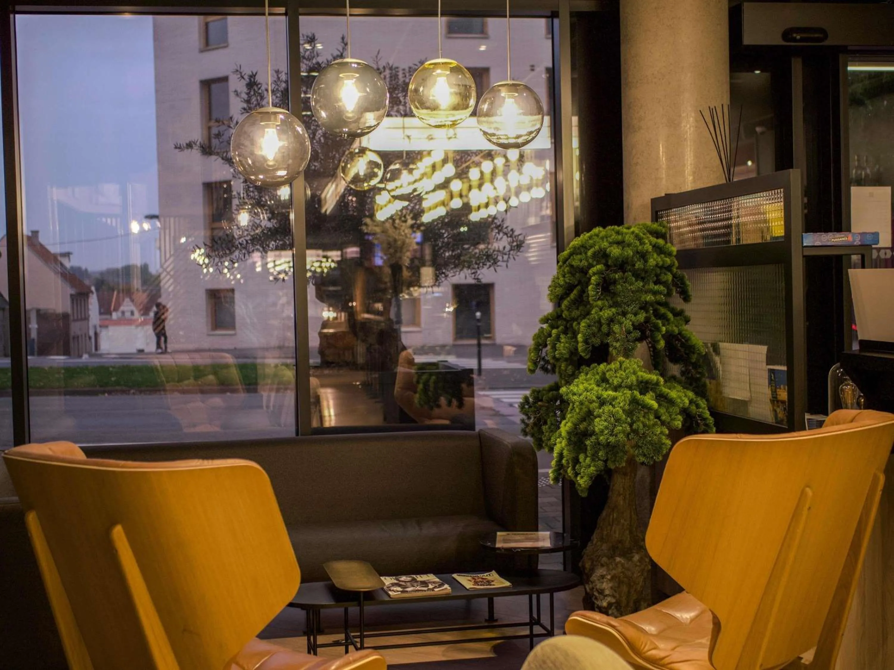 Lounge or bar in ibis Styles Arras Centre