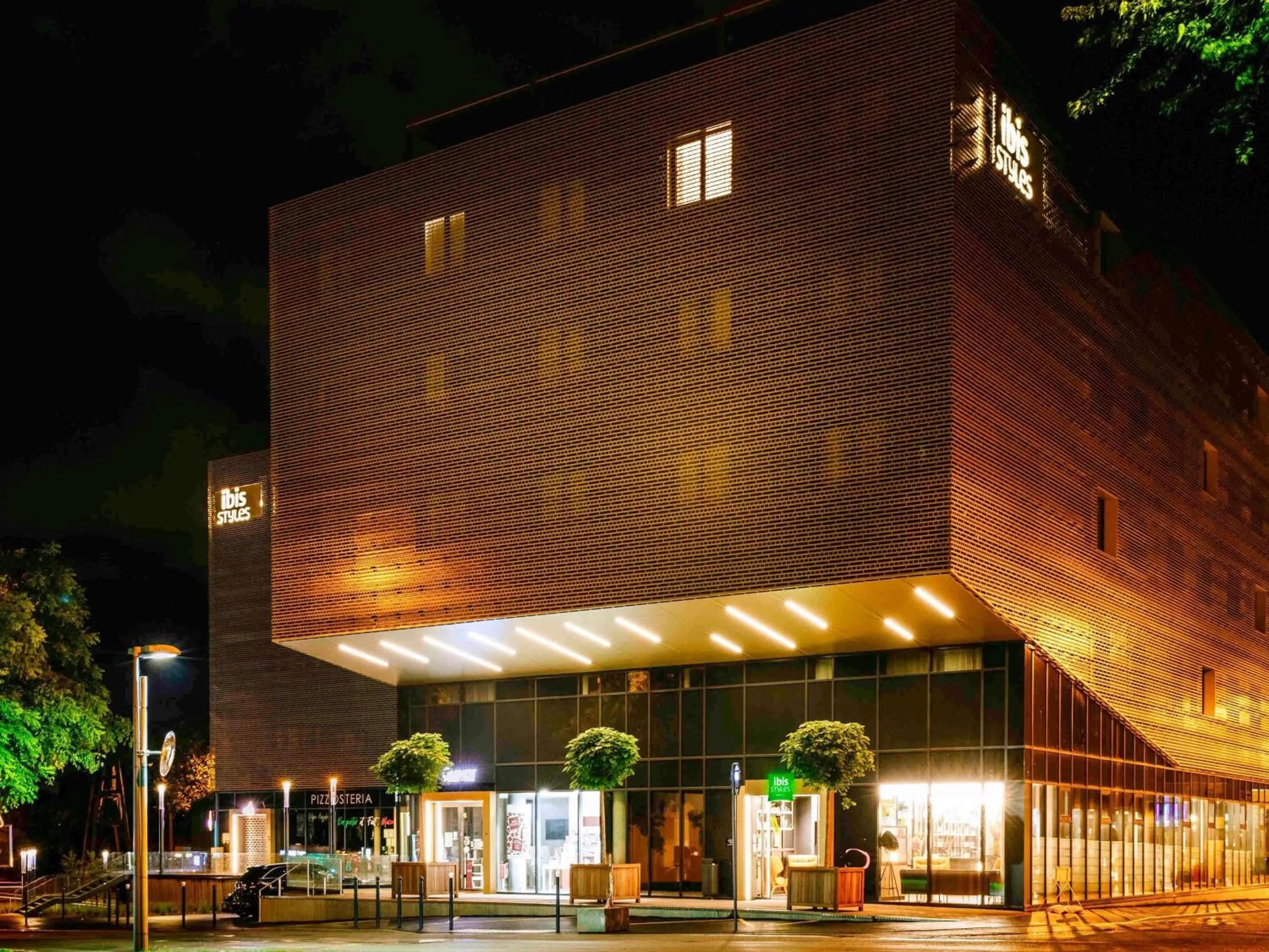 Property building in ibis Styles Arras Centre