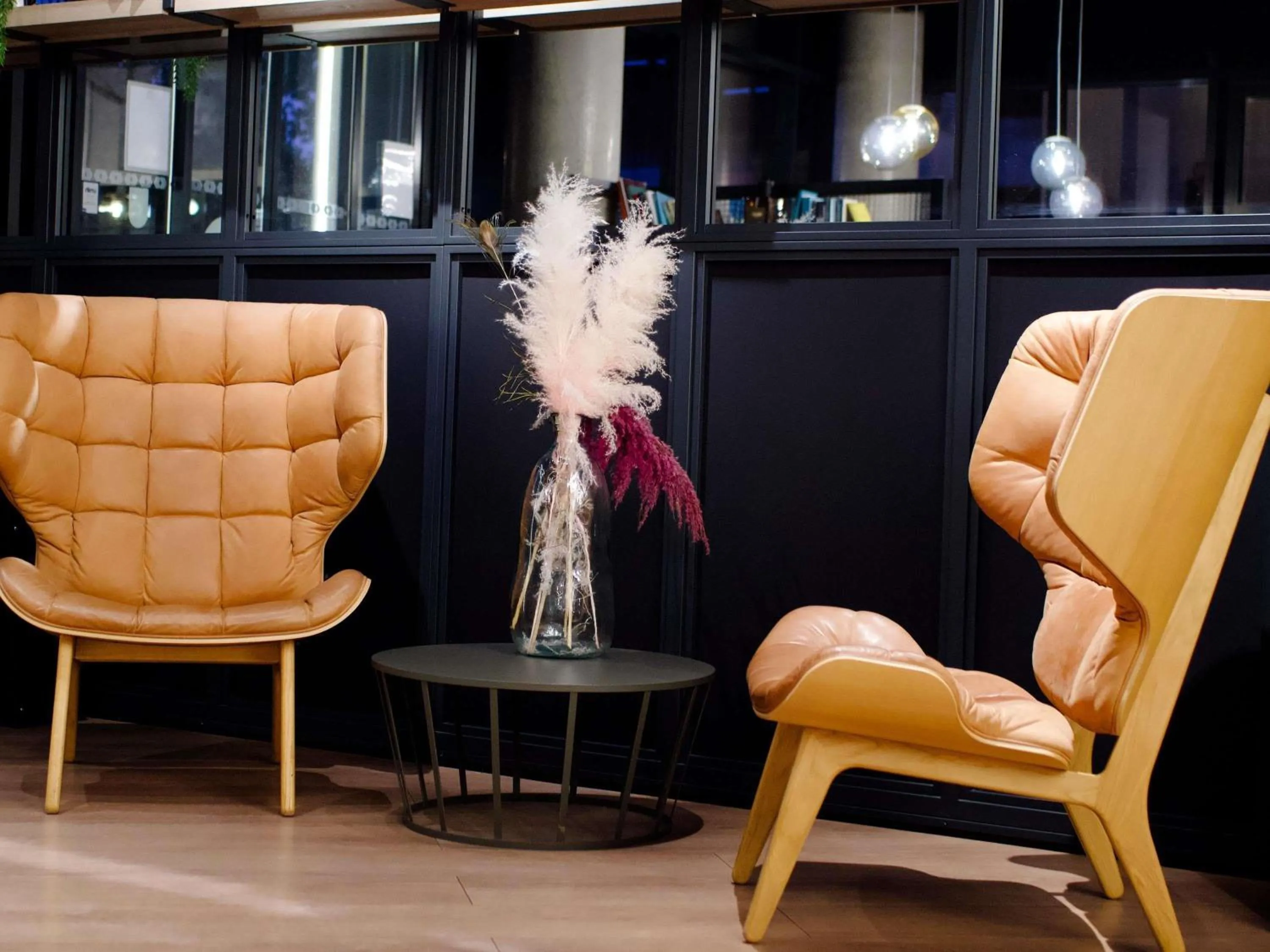 Lounge or bar in ibis Styles Arras Centre