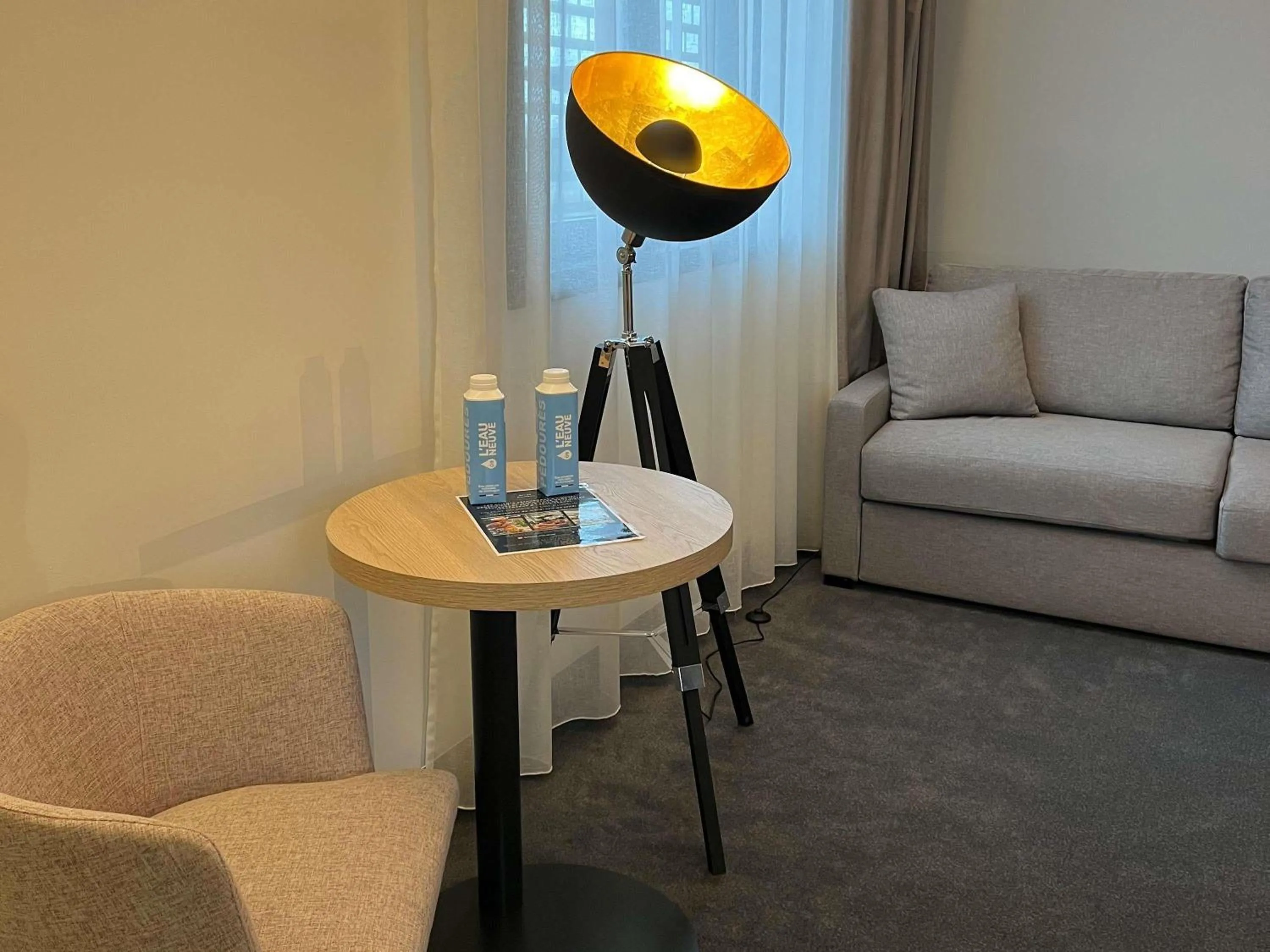 Bedroom in ibis Styles Arras Centre