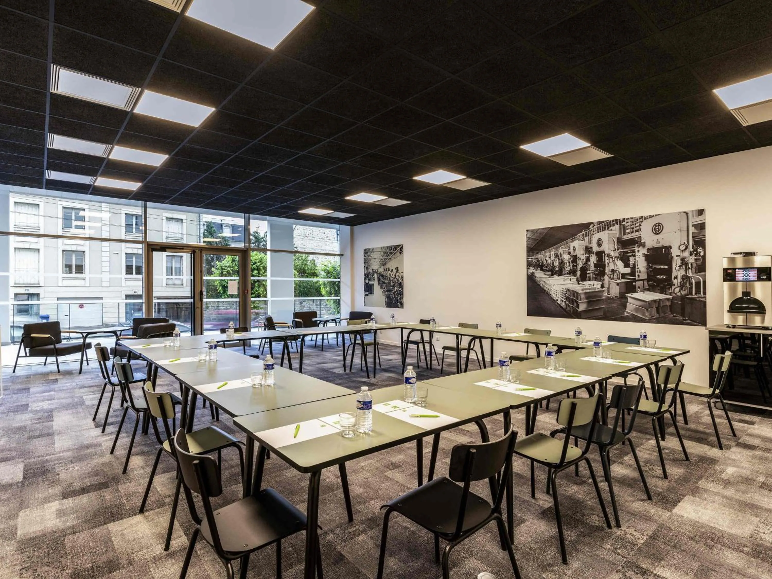 Meeting/conference room in ibis Styles Limoges Centre
