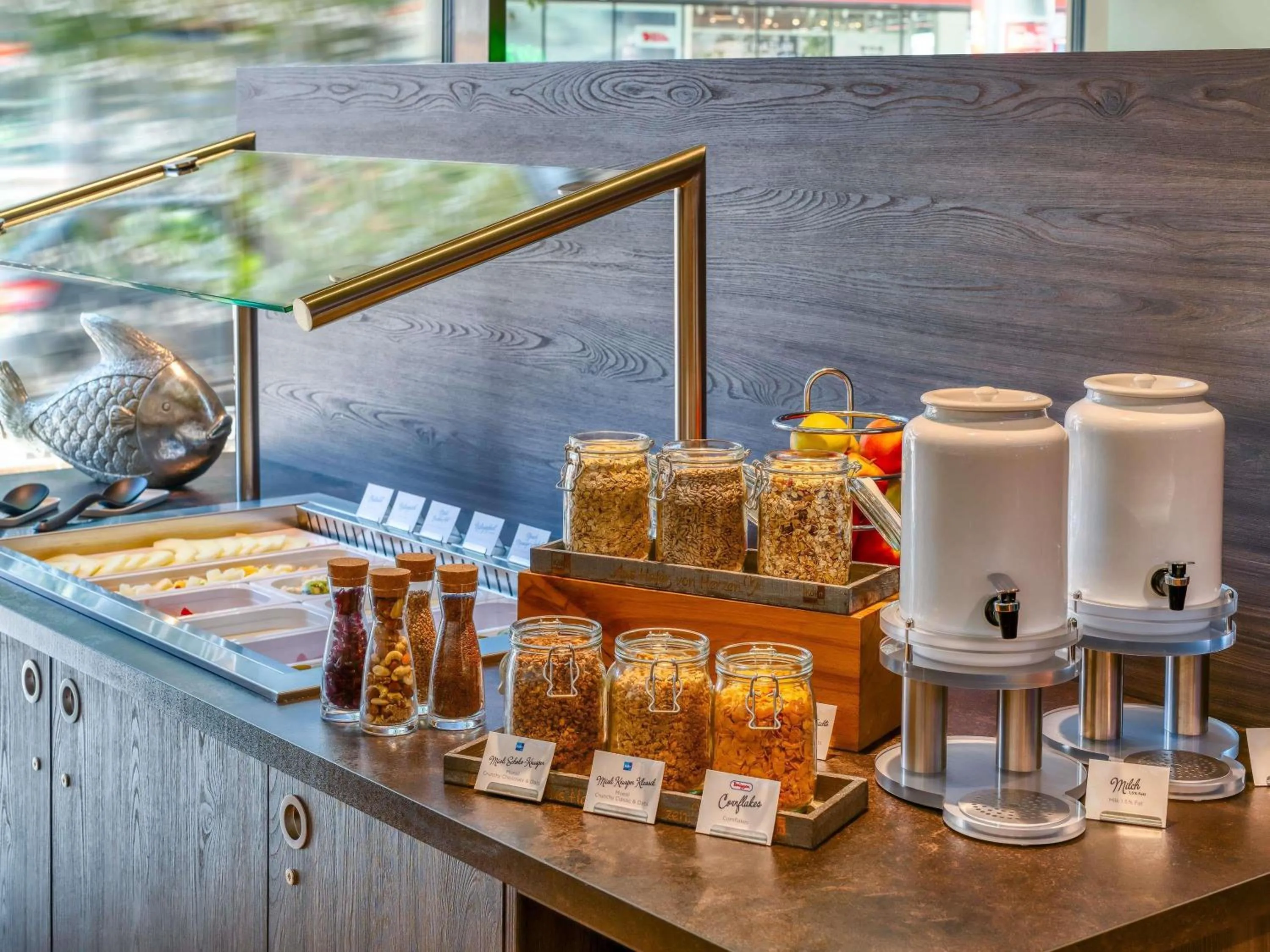 Breakfast in ibis Styles Hamburg Barmbek